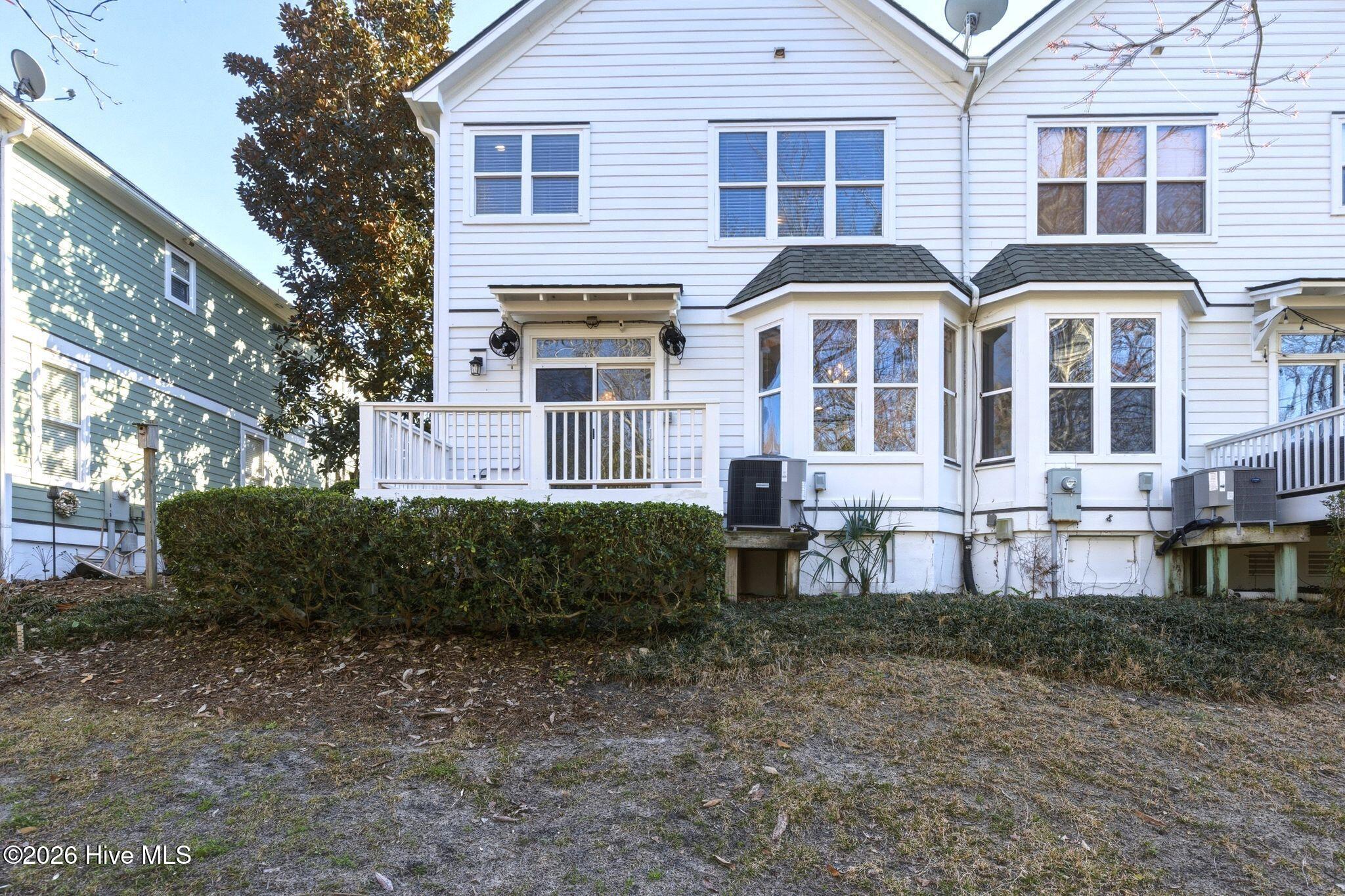 100560146 | Photo 56