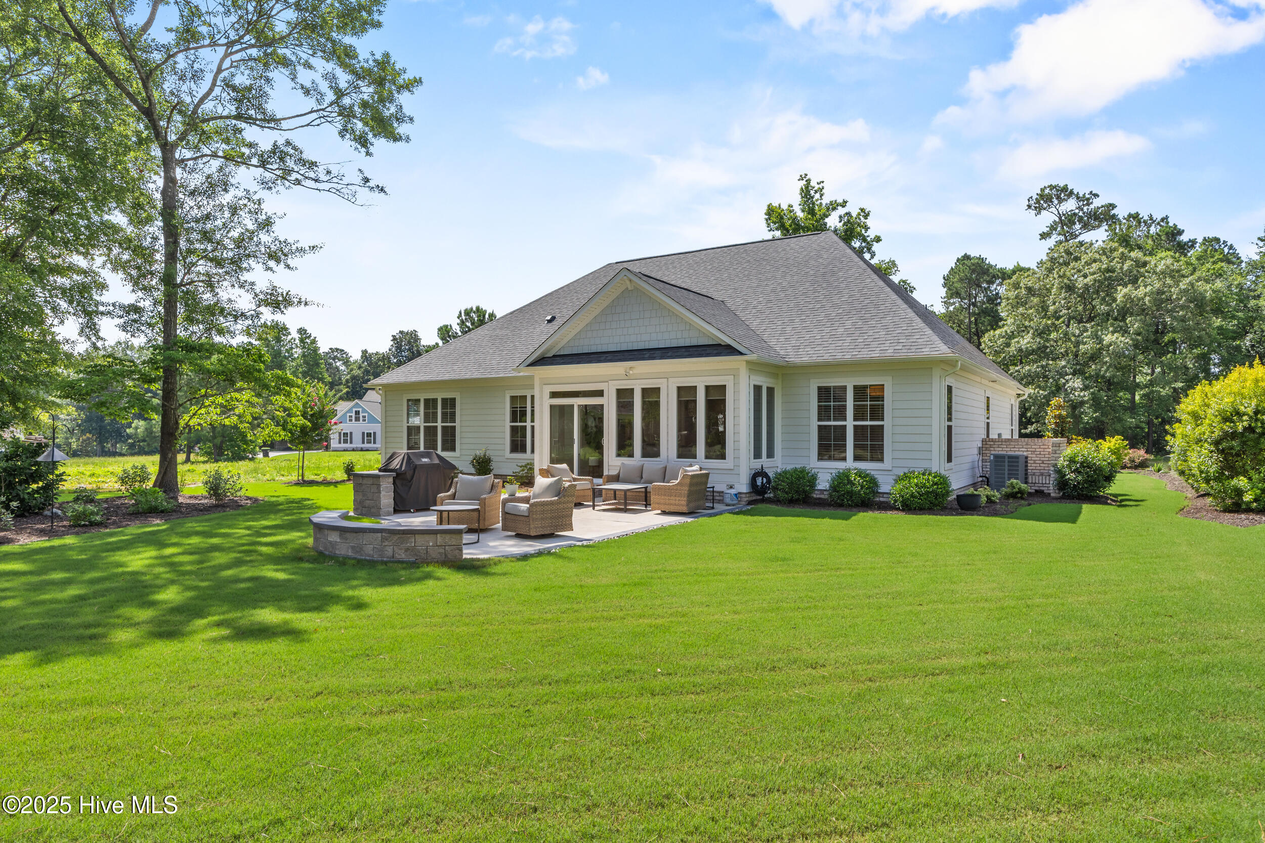 100515249 | Photo 54