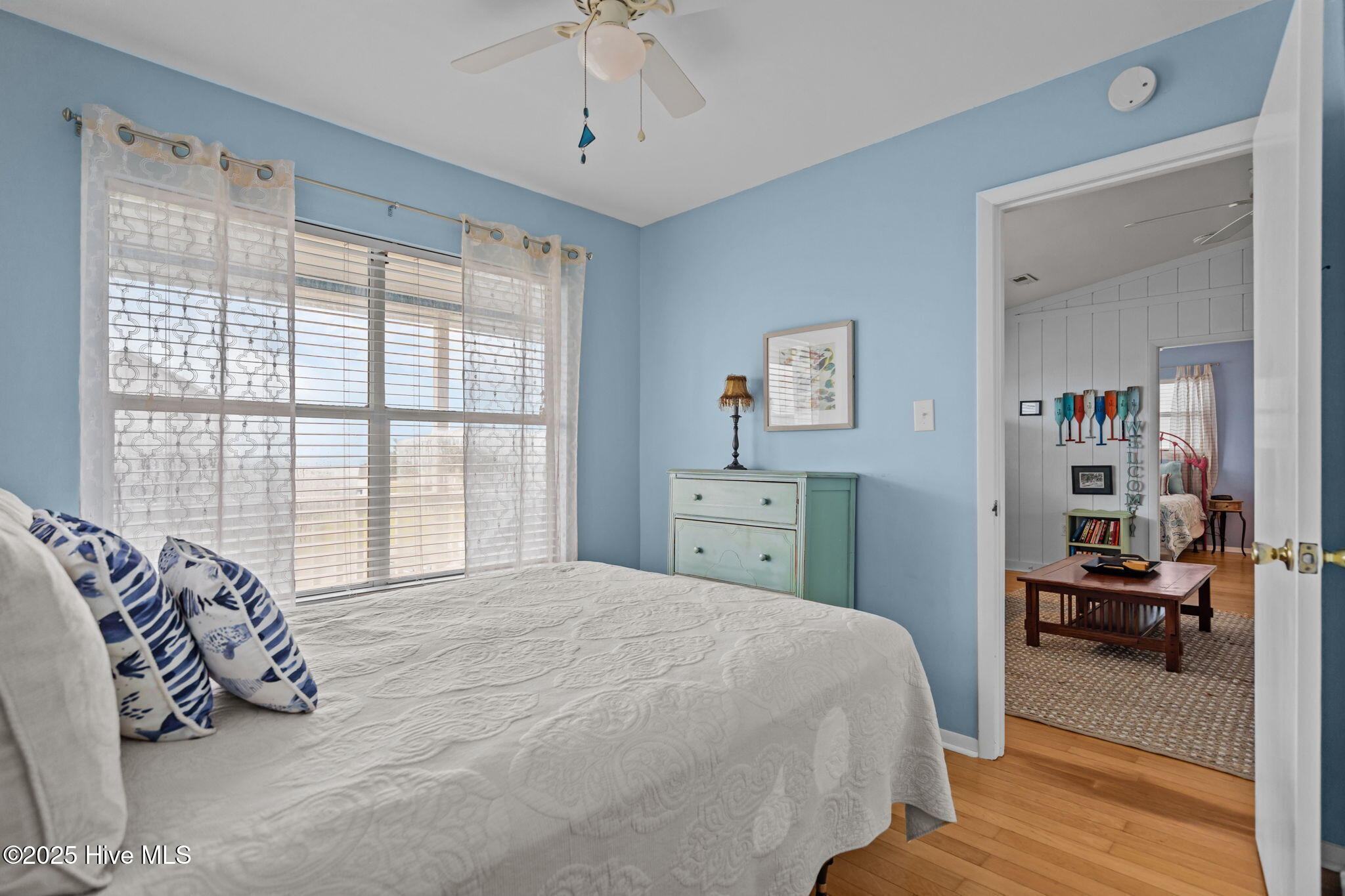 100531586 | Photo 26