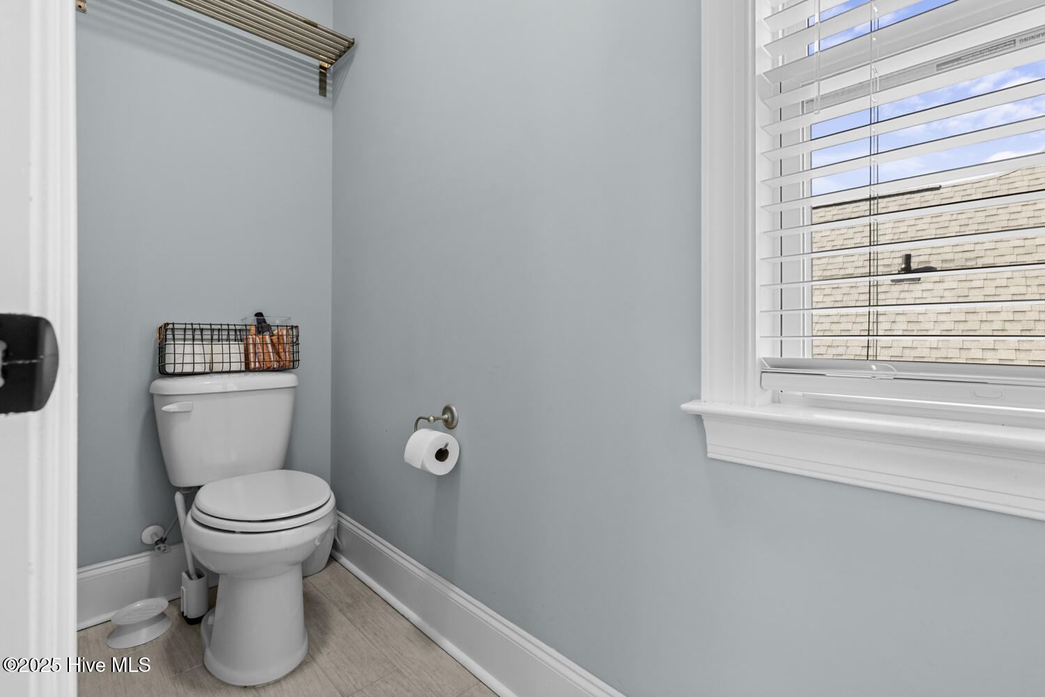 100530635 | Photo 35