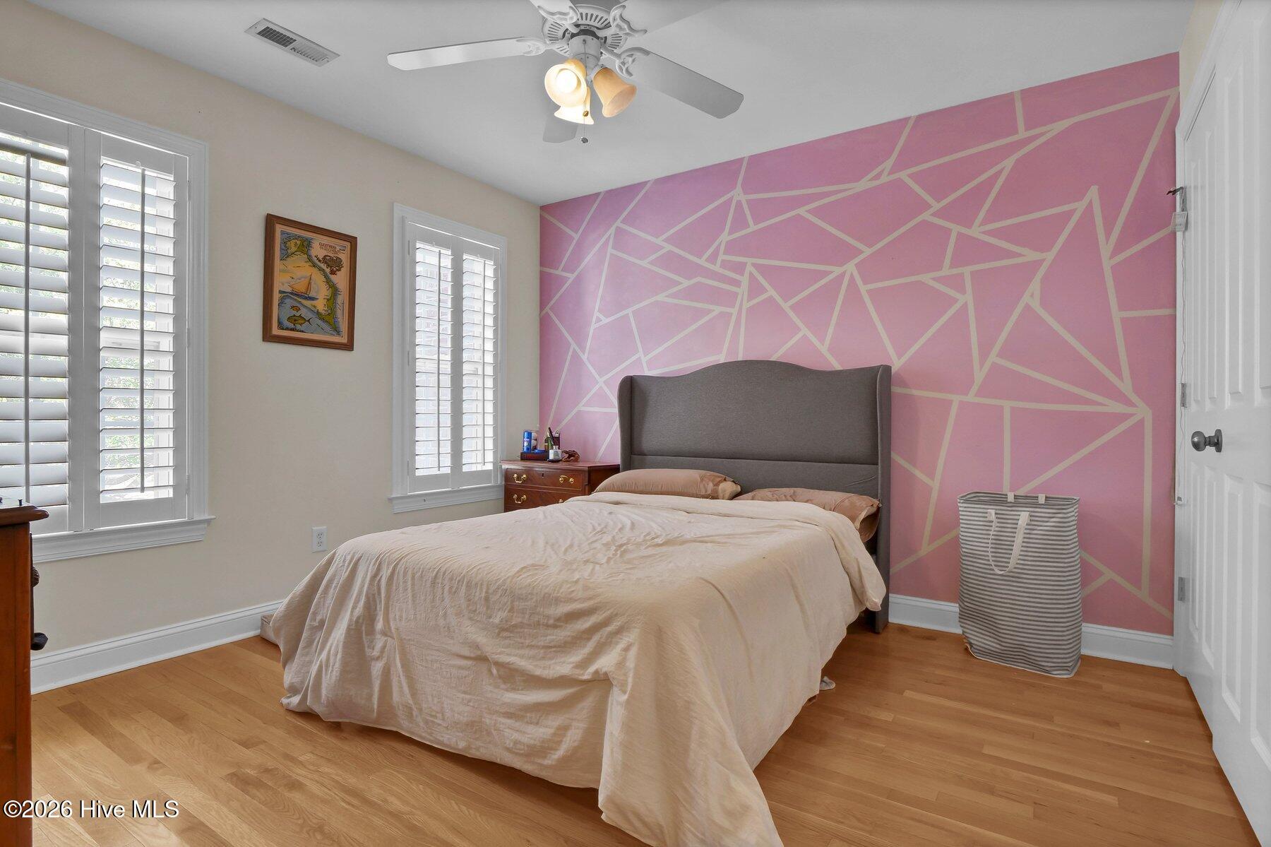 100559904 | Photo 13