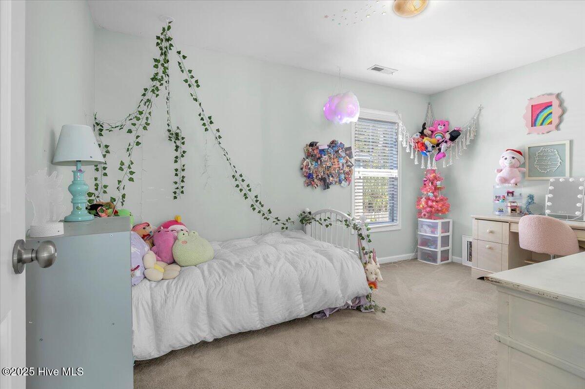 100543424 | Photo 18