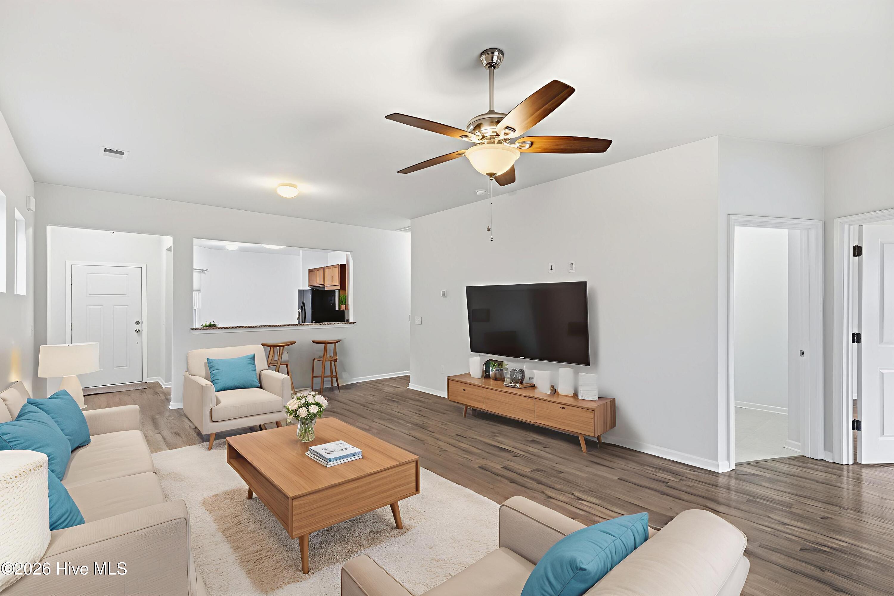 100553479 | Photo 12