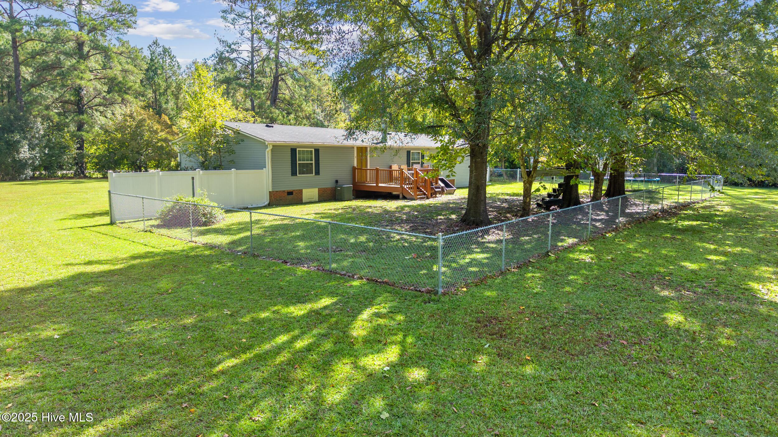 100536494 | Photo 32