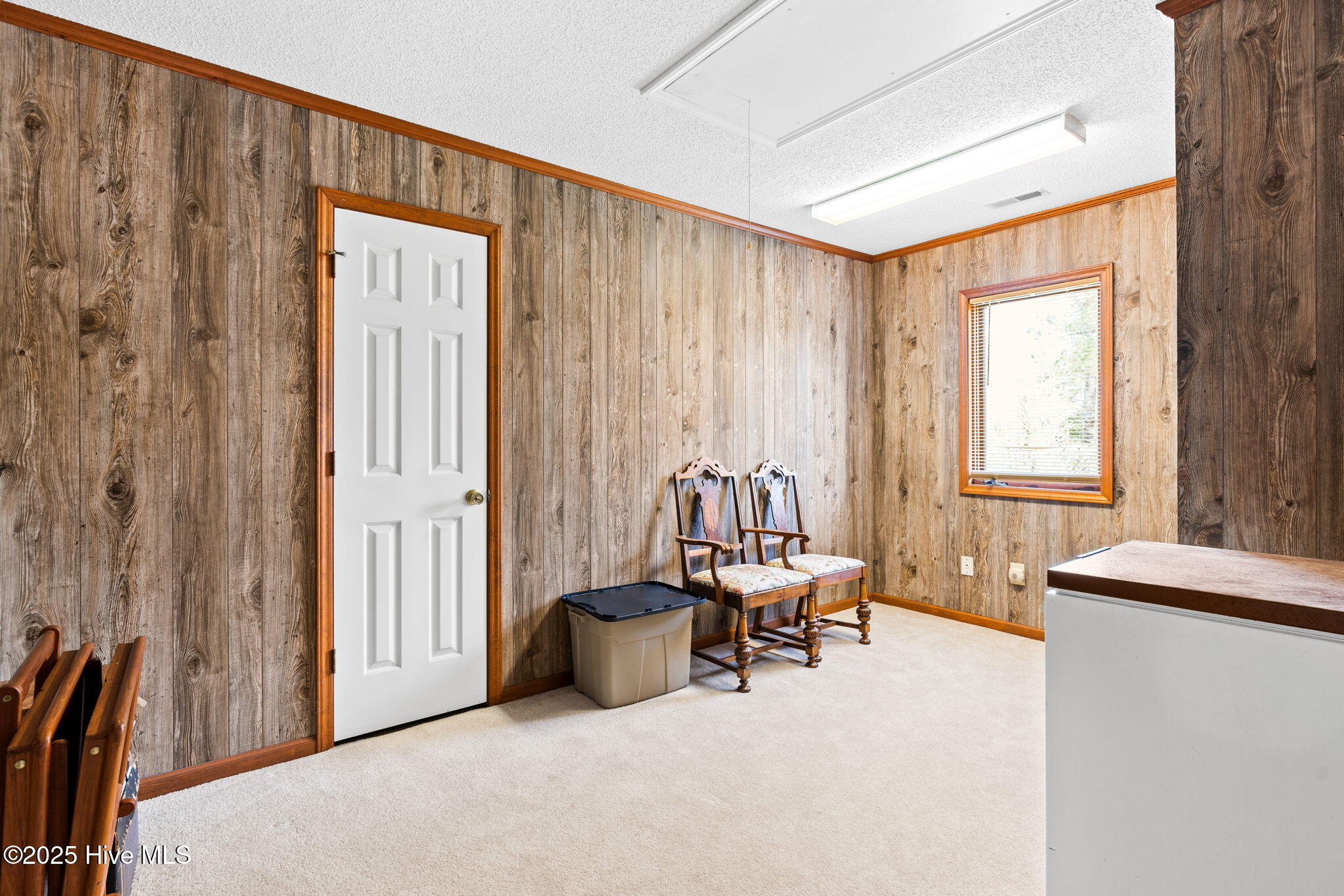 100499054 | Photo 40