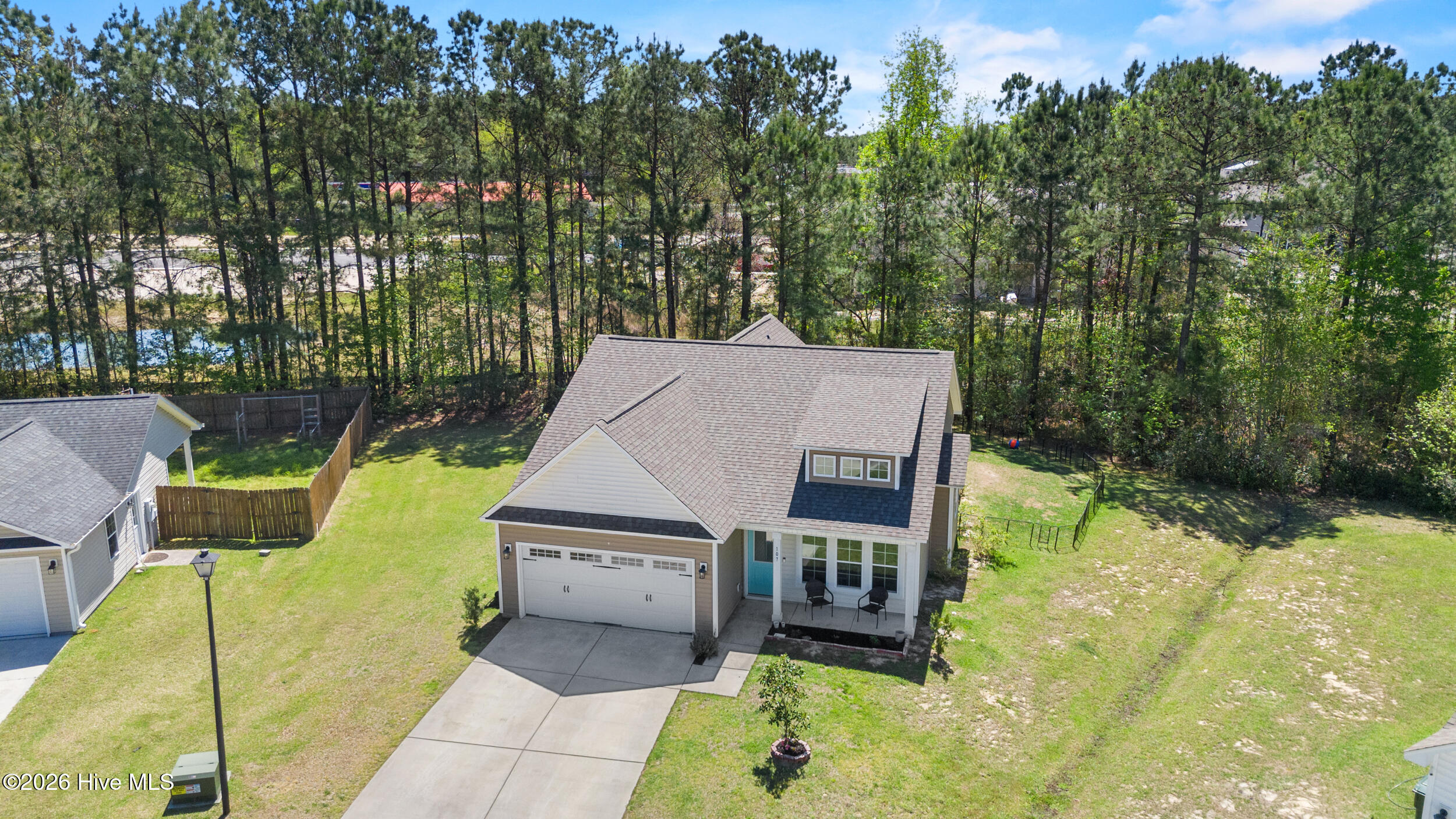 100566658 | Photo 38