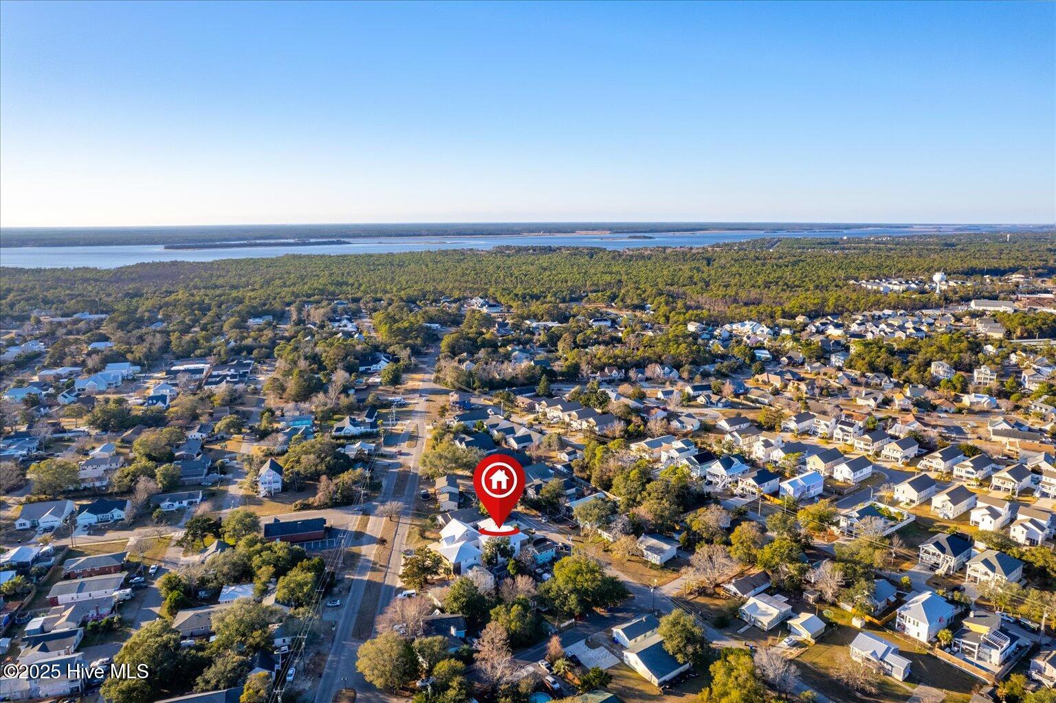 100544004 | Photo 48