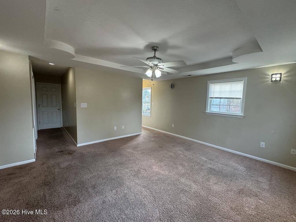 100555904 | Photo 11