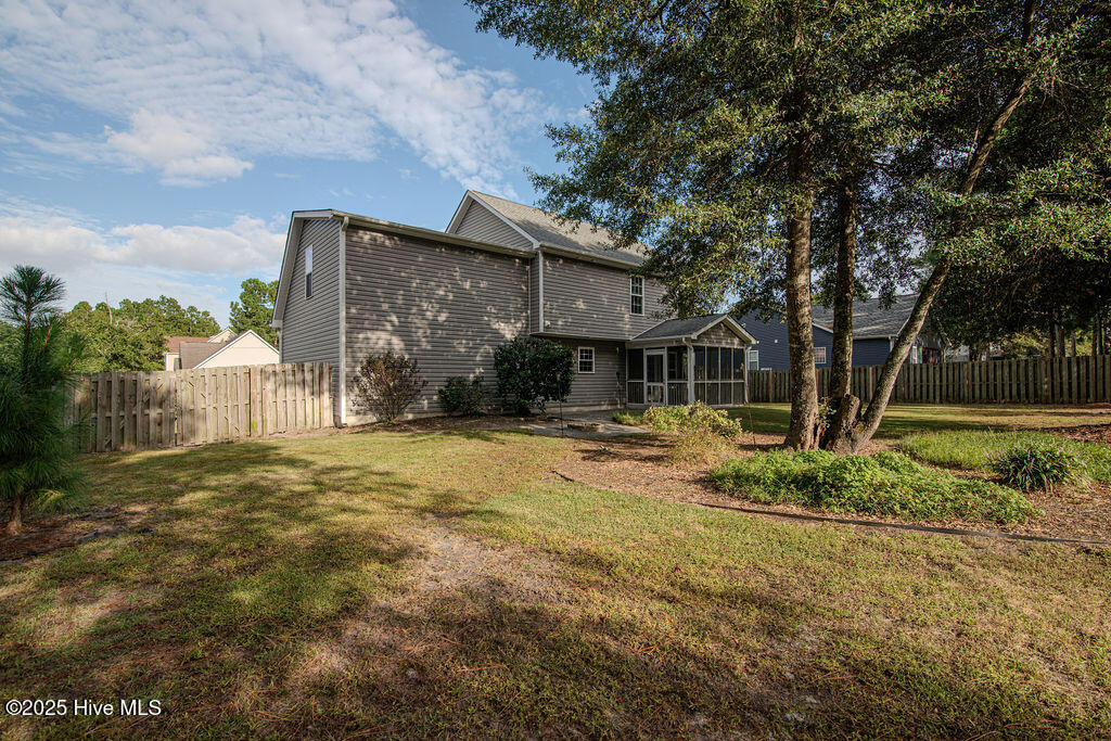 100535510 | Photo 43