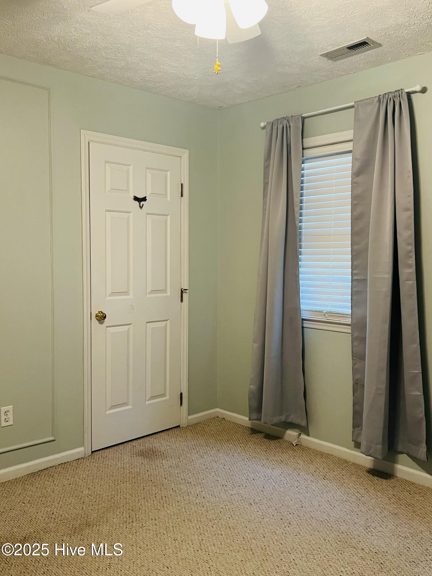 100544545 | Photo 24