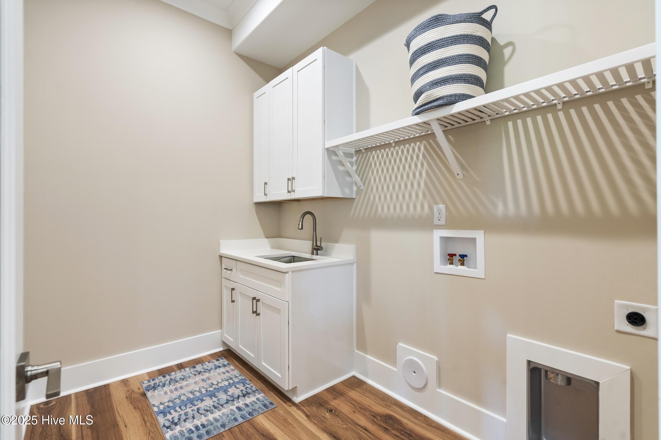 100550201 | Photo 37