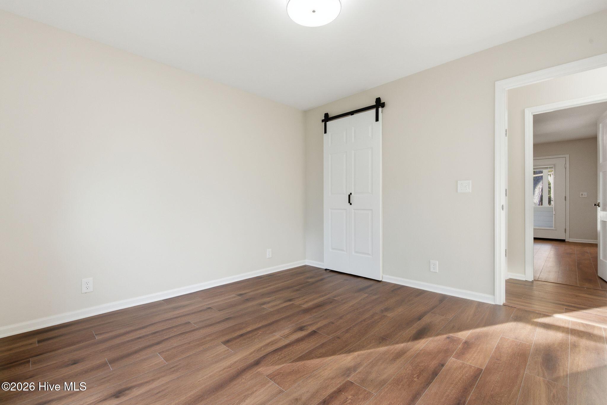 100555481 | Photo 34