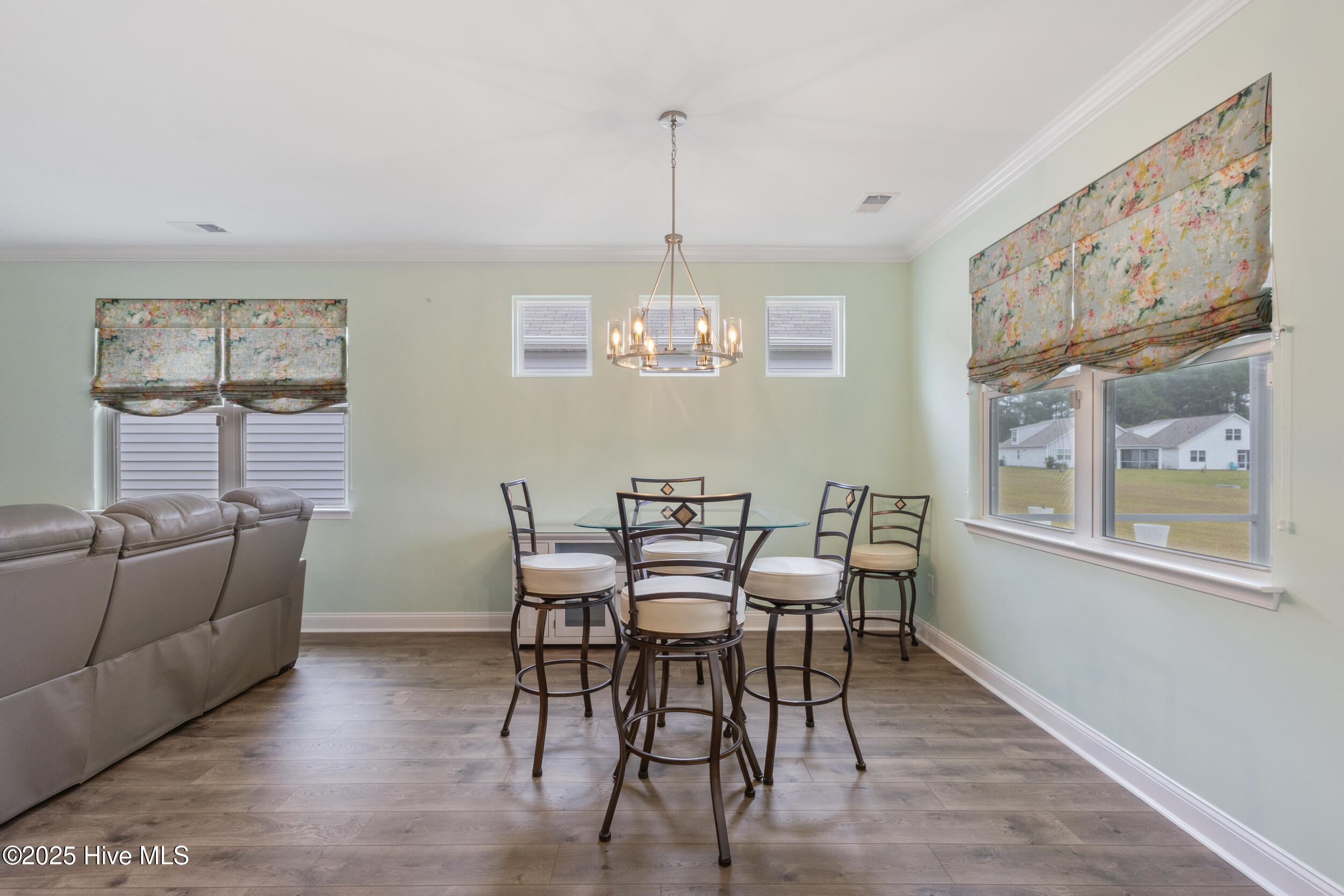 100532546 | Photo 16