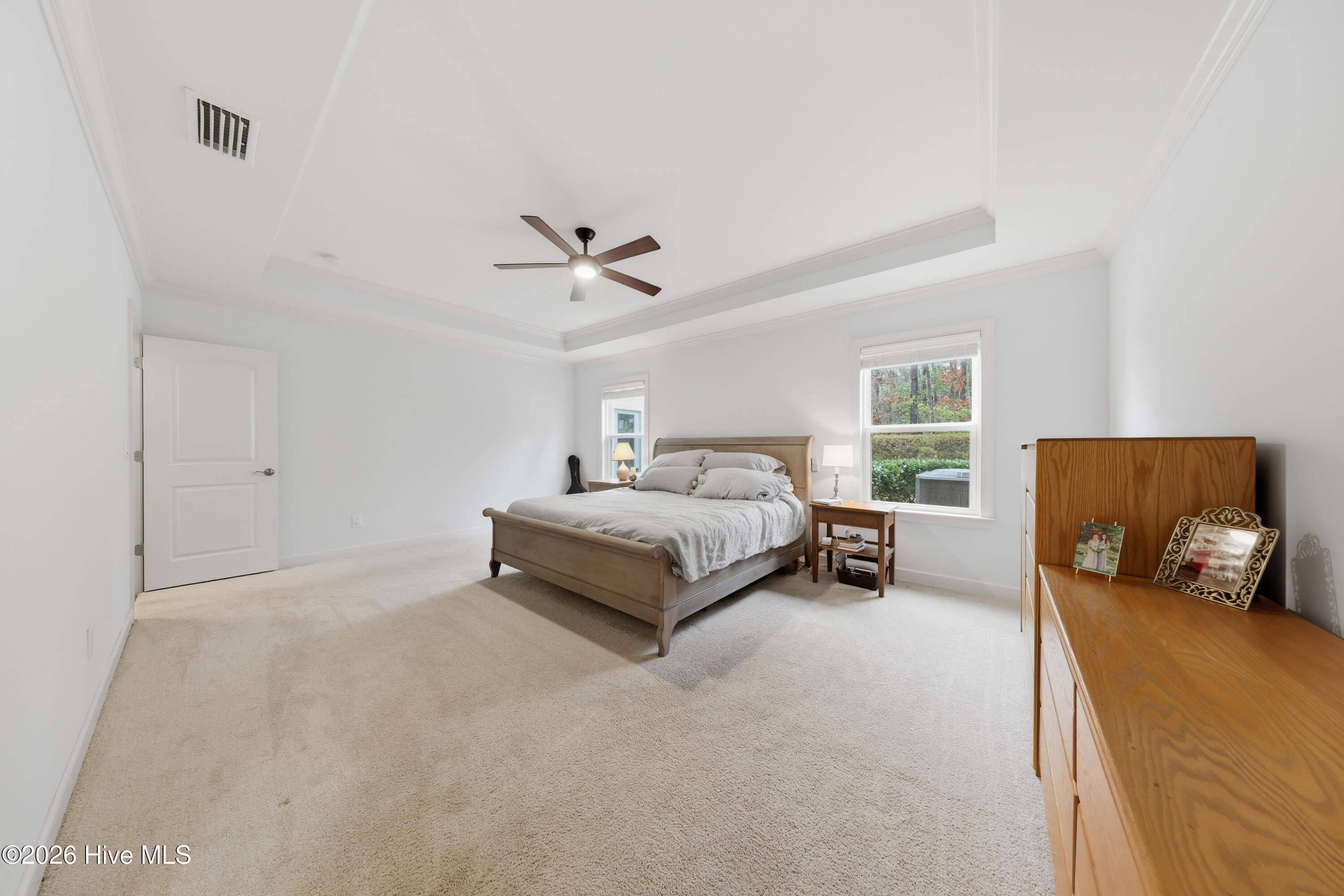 100557965 | Photo 16