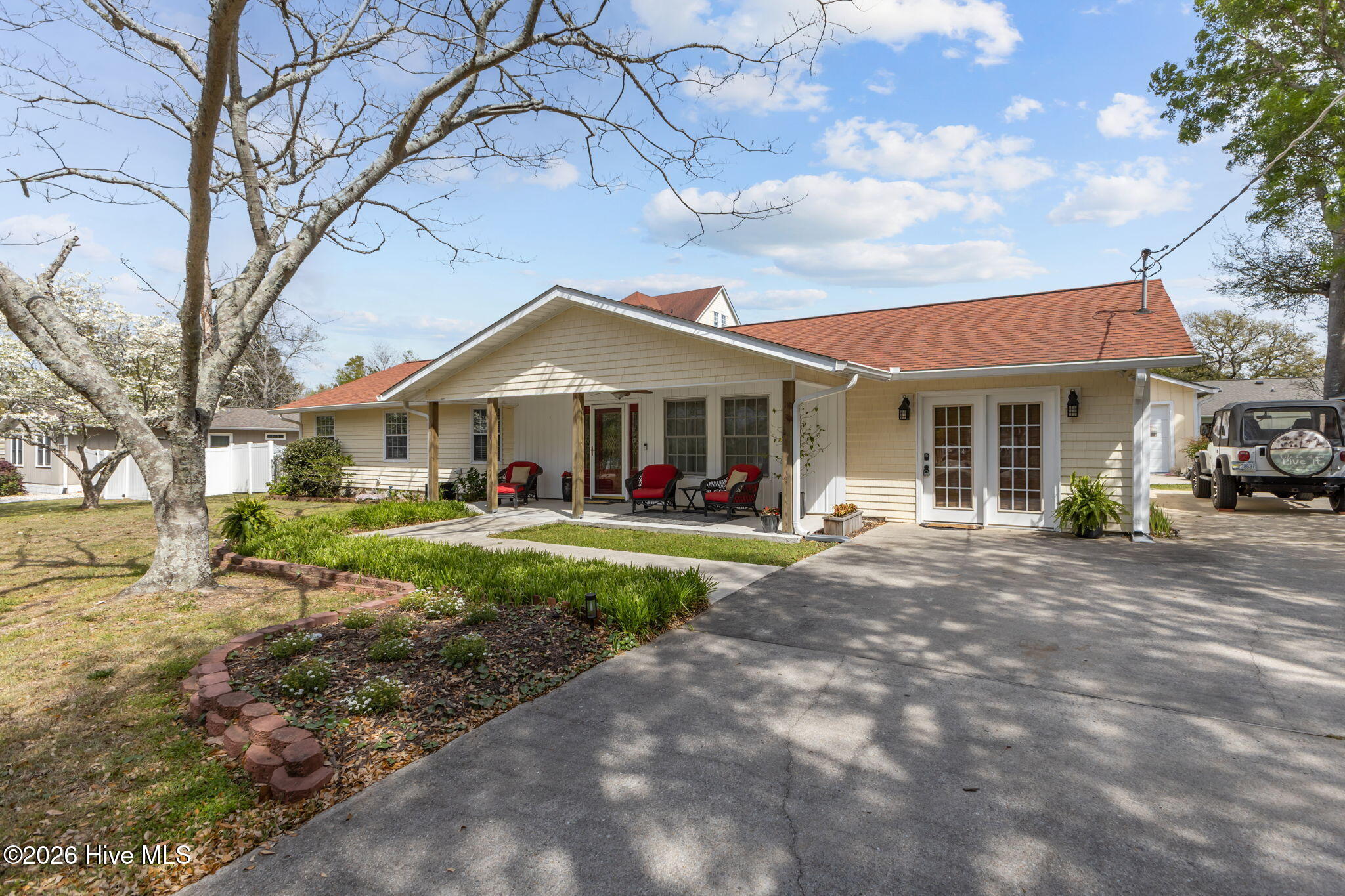 124 S Brightleaf Drive, Minnesott Beach, NC, 28510