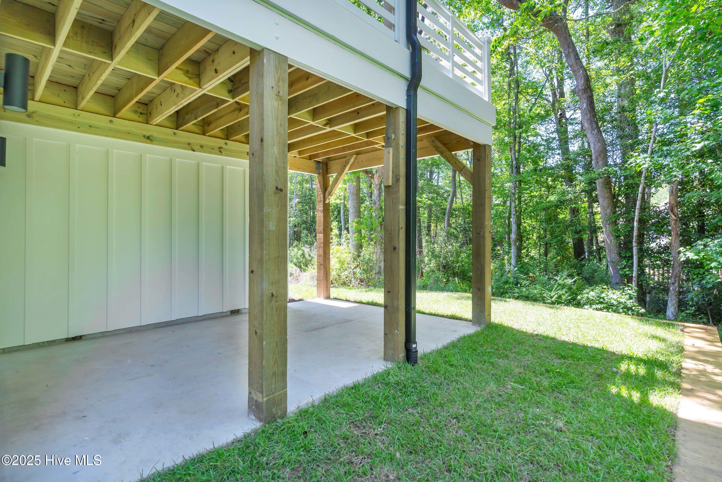 100501521 | Photo 40