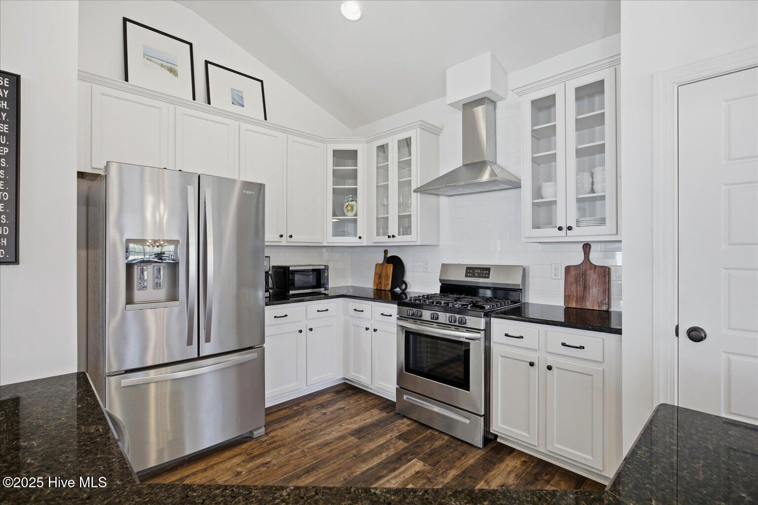 100547159 | Photo 16