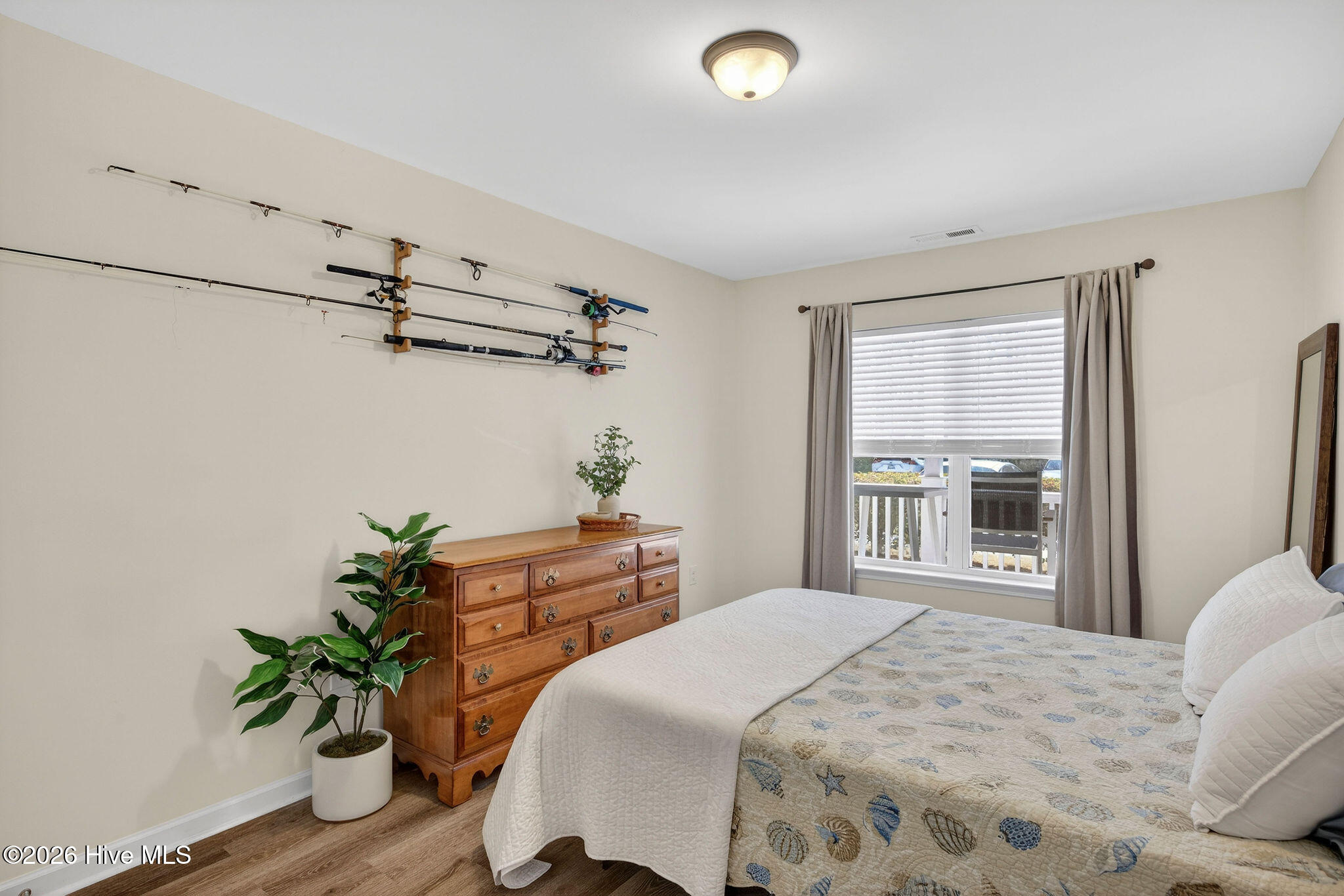 100559380 | Photo 26