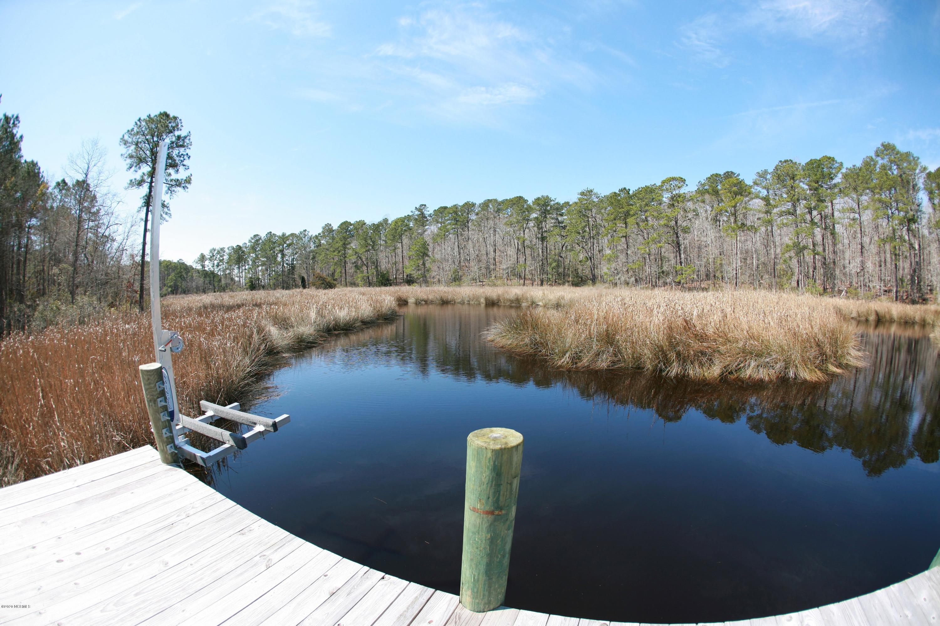 28 Palm Court, Minnesott Beach, NC, 28510