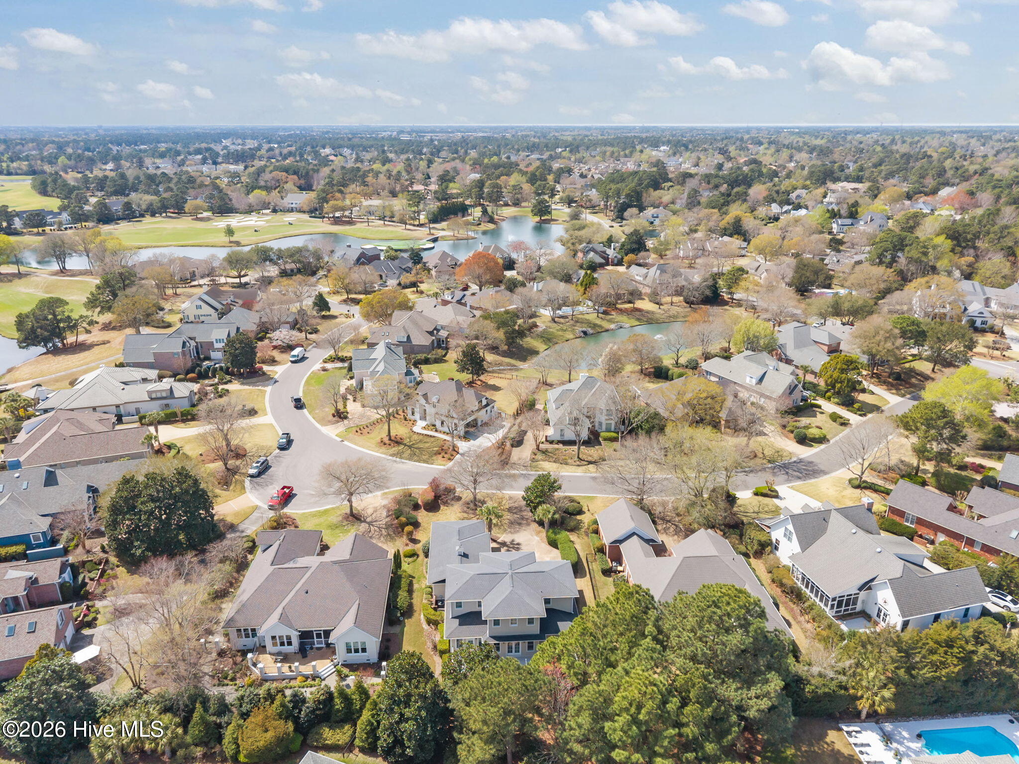 100561937 | Photo 61