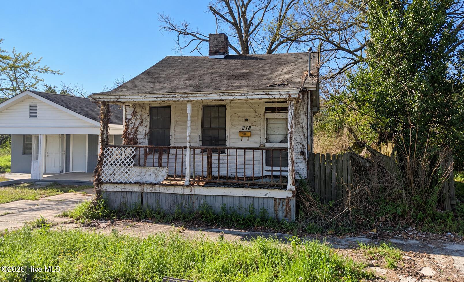 Photo 1 of Single family home for sale at 218 Walker St, Augusta, GA 30901 | MLS# 100606425 | Listing updated on 2026-10-01