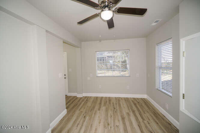 100483646 | Photo 22