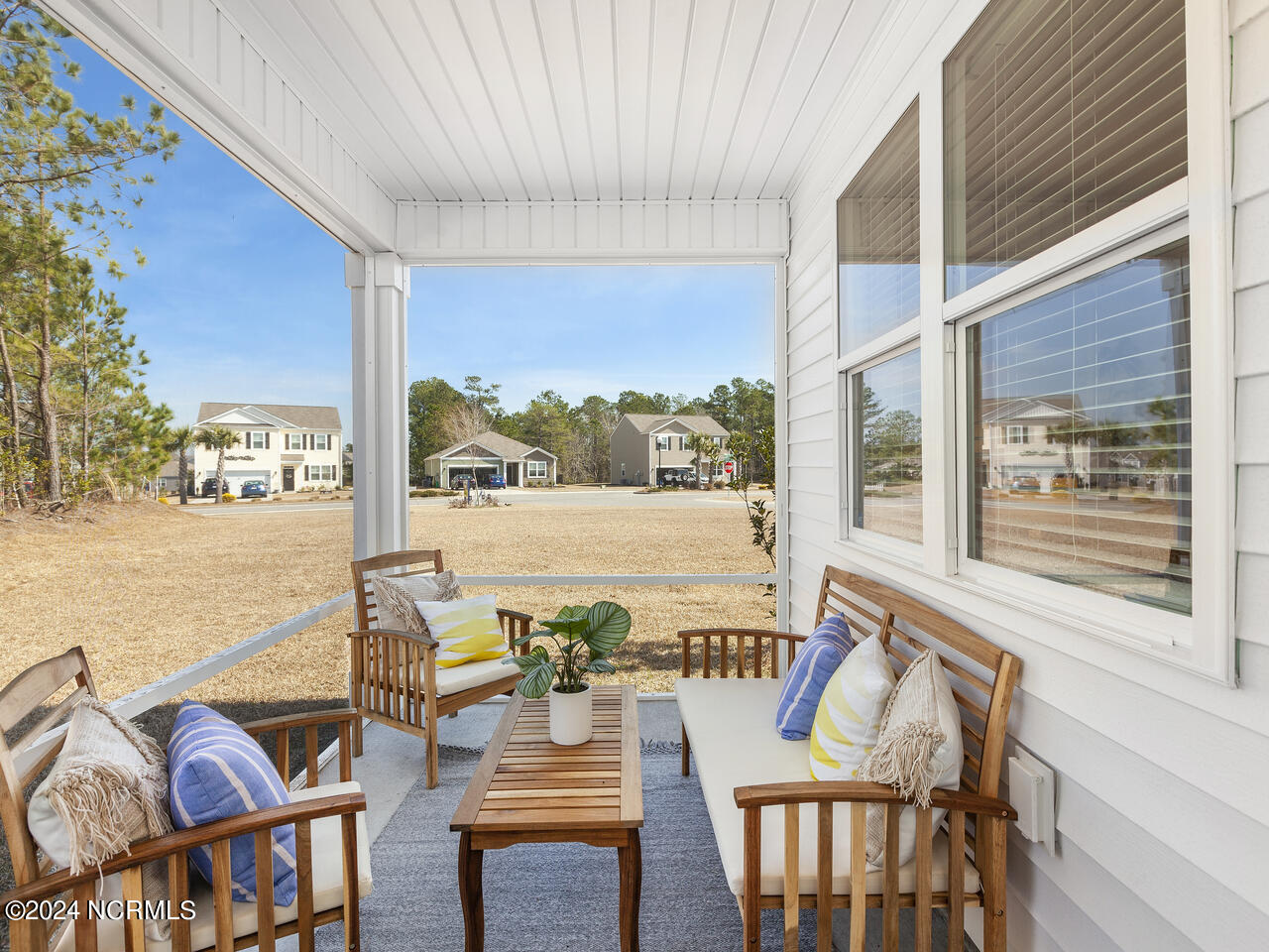 100544669 | Photo 24