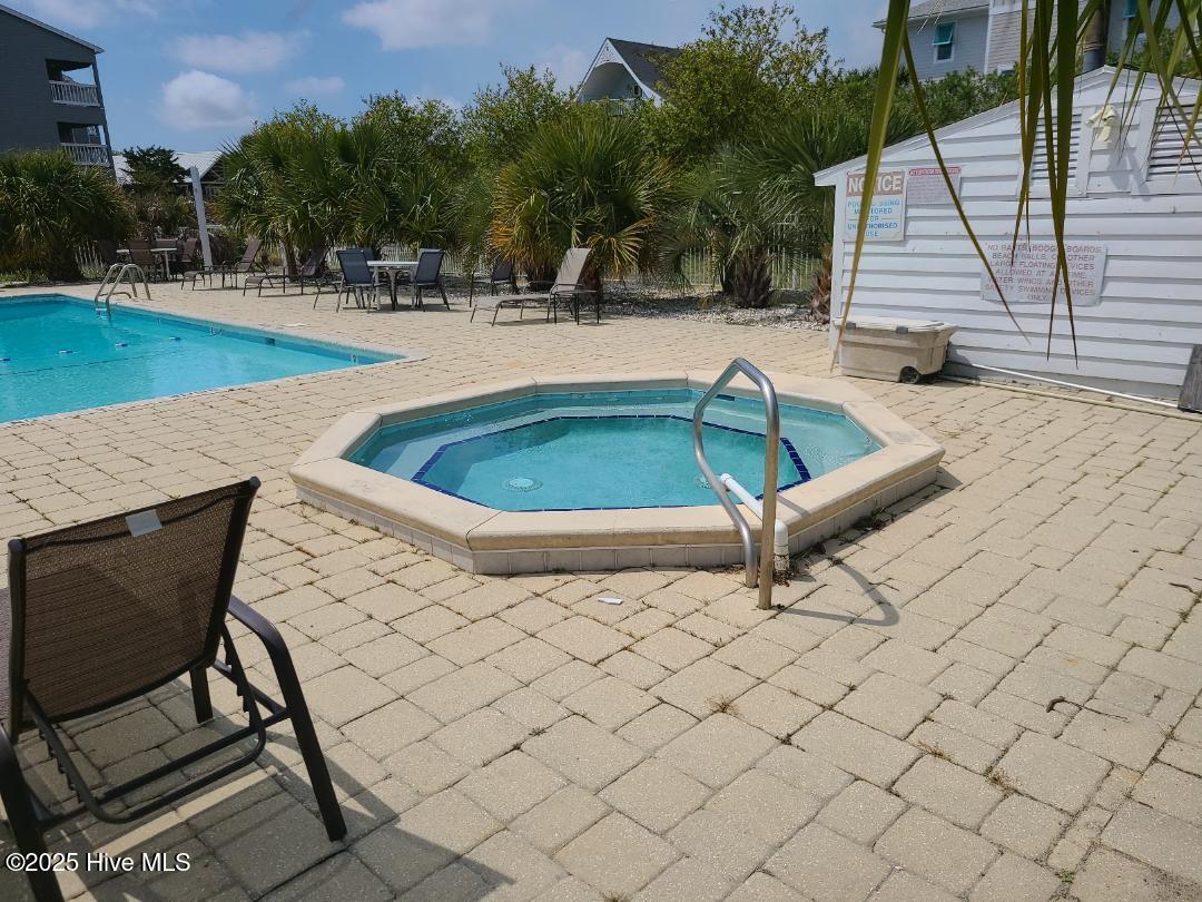 100499294 | Photo 27