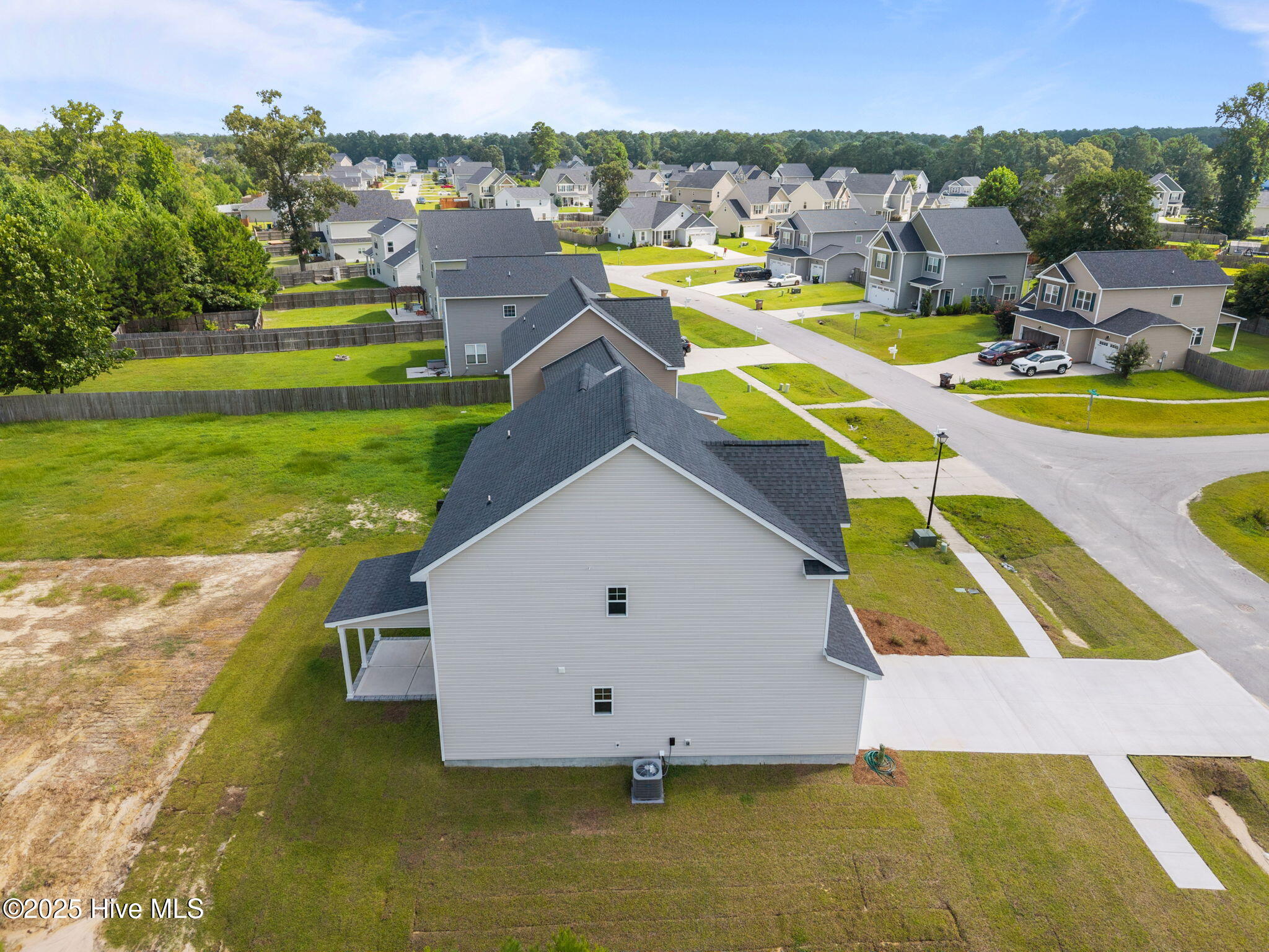 100504160 | Photo 54