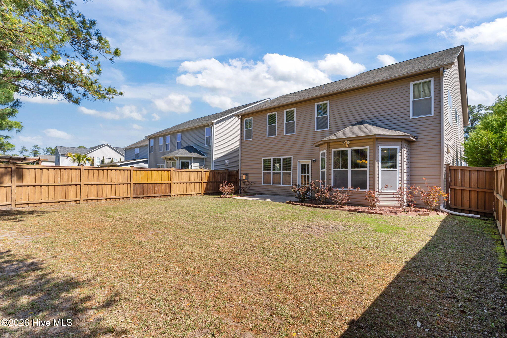 100560294 | Photo 54