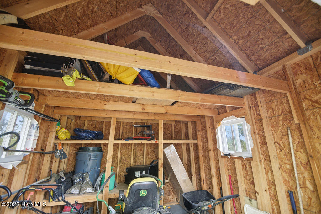 100565606 | Photo 72