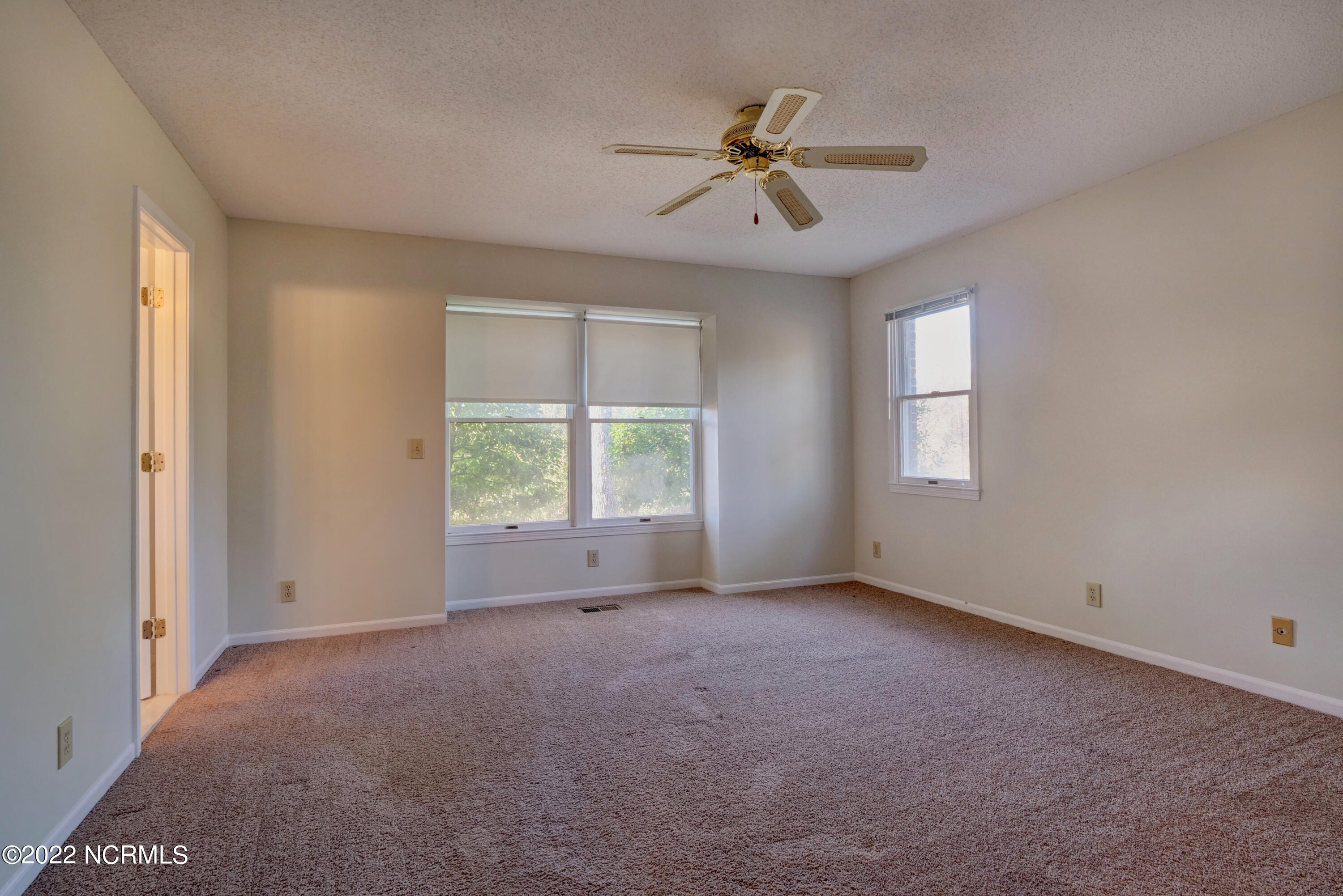 100550204 | Photo 15