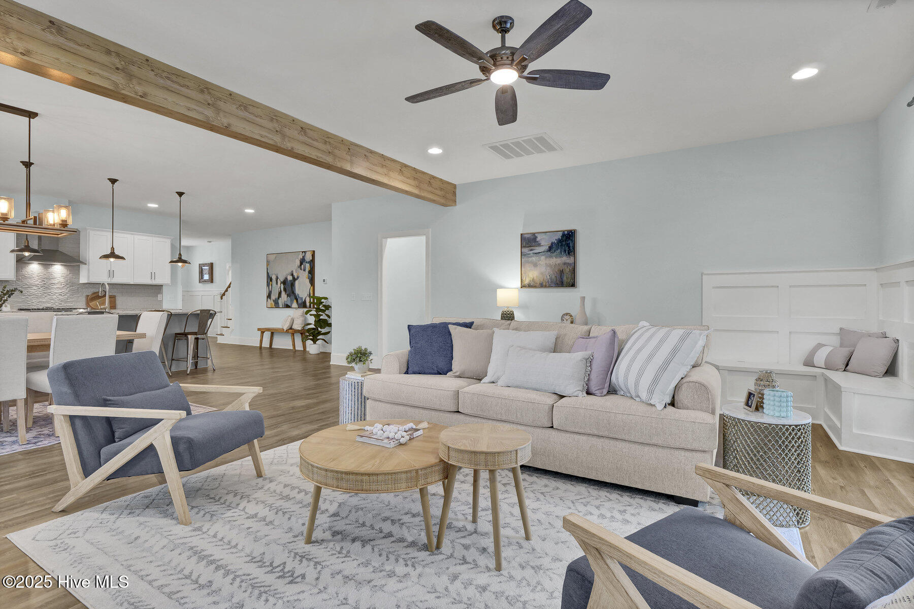 100544096 | Photo 21