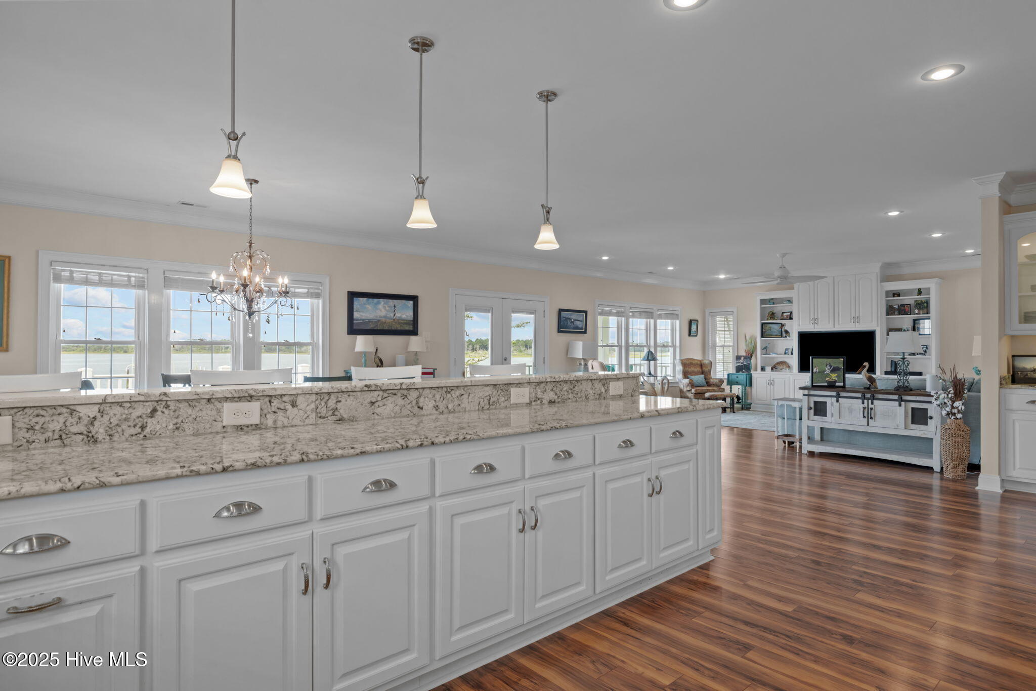 429 Live Oak Road,Newport