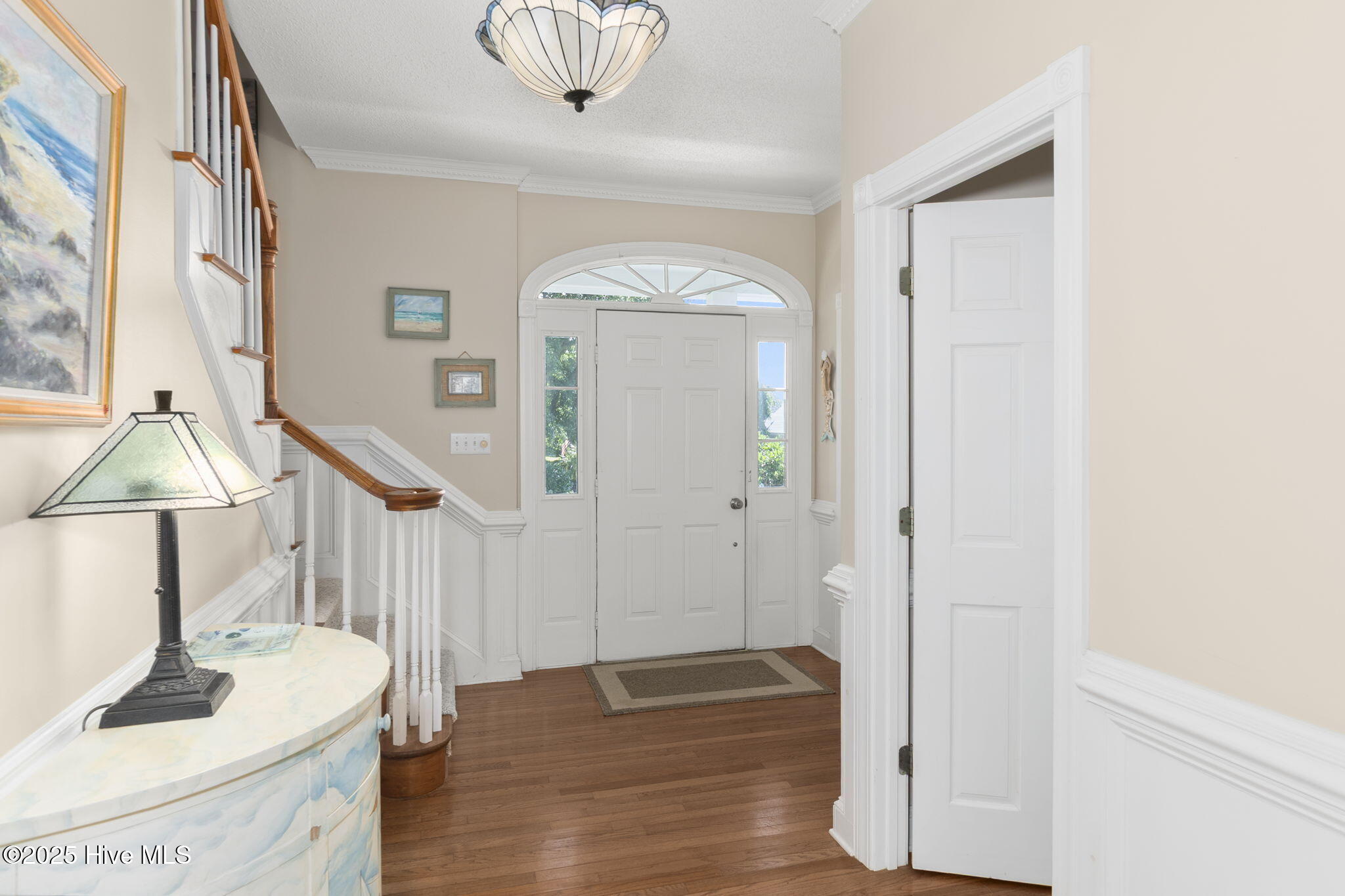 100516943 | Photo 33