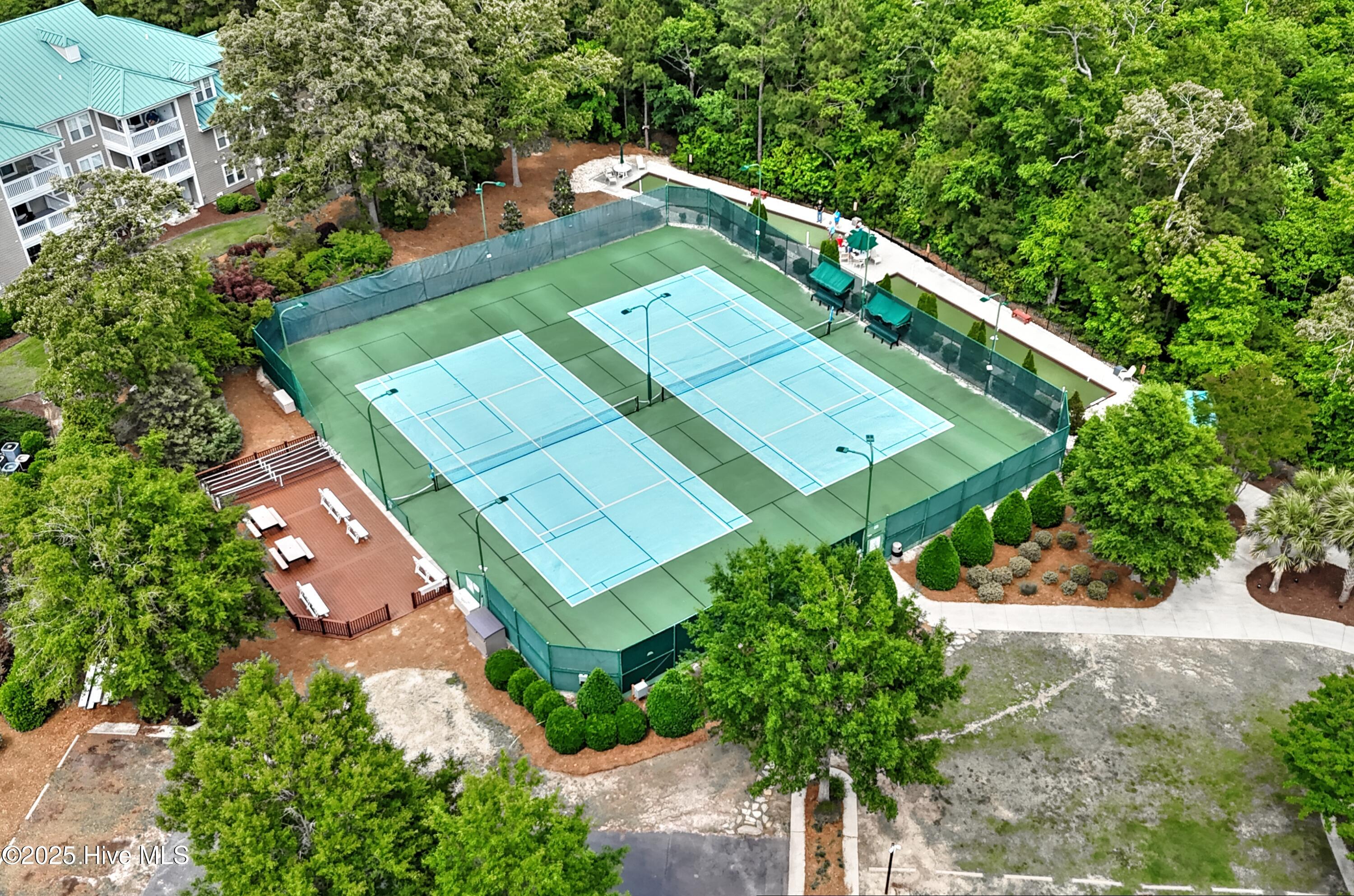 100538748 | Photo 54