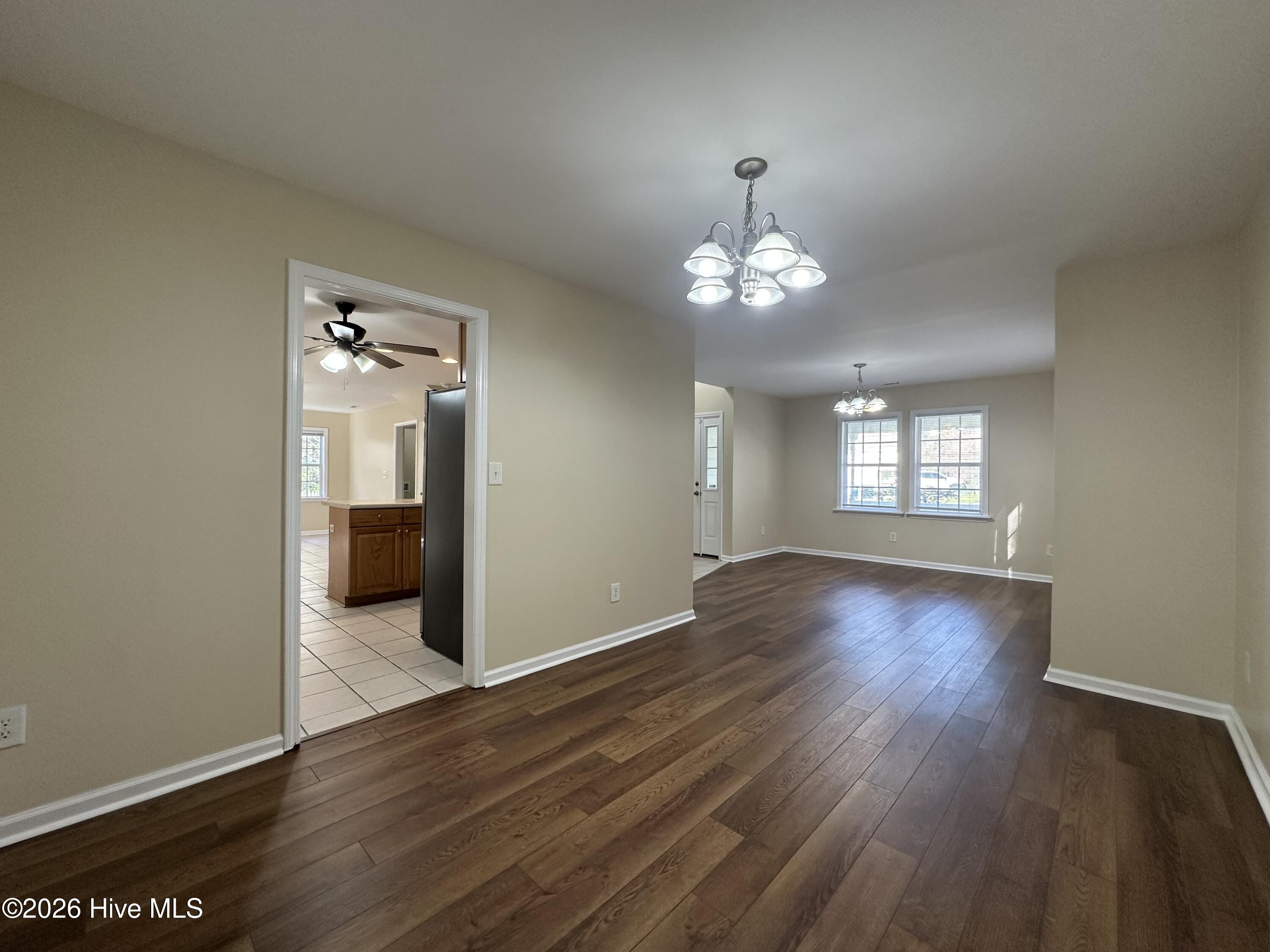 100564152 | Photo 10