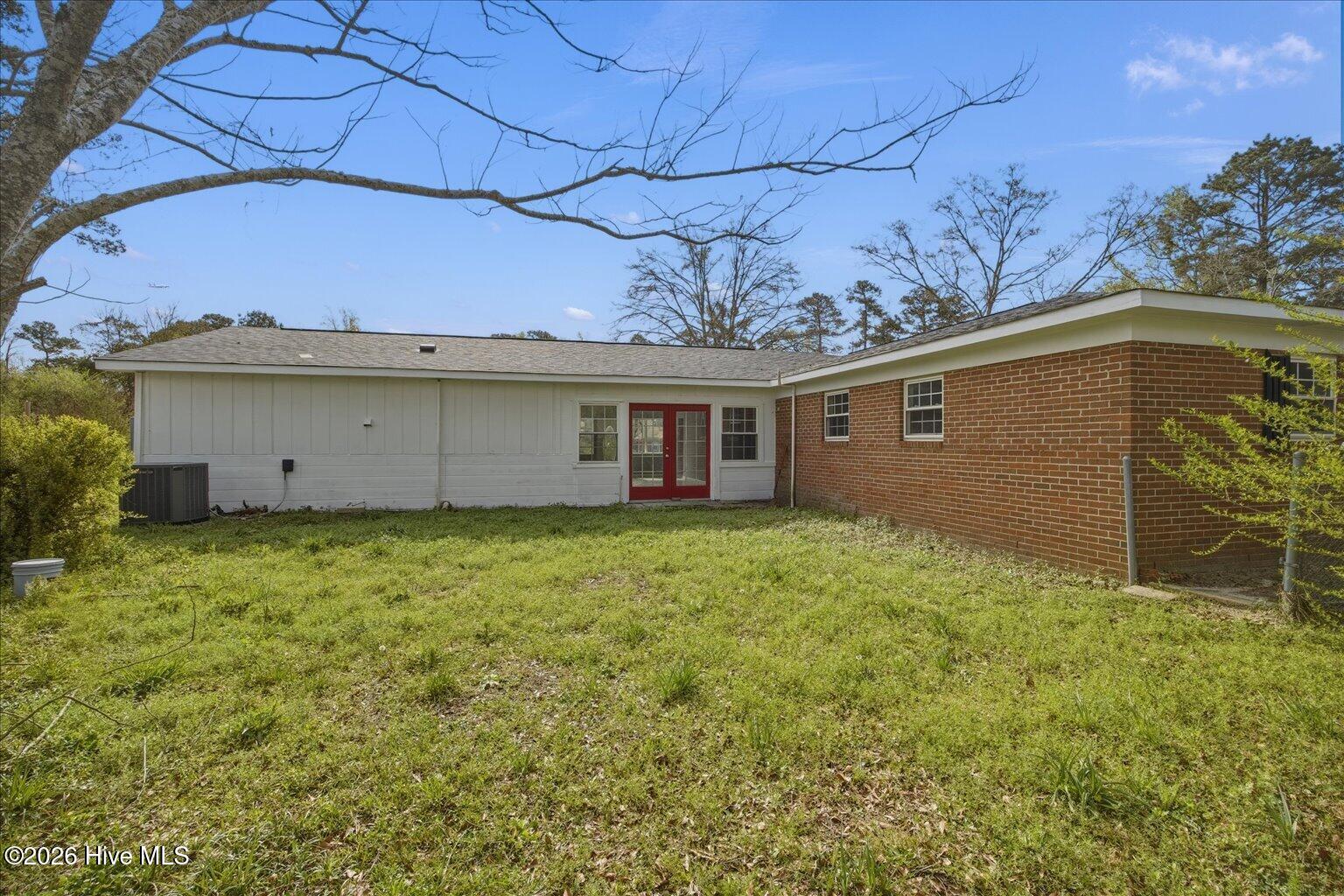 100555957 | Photo 41