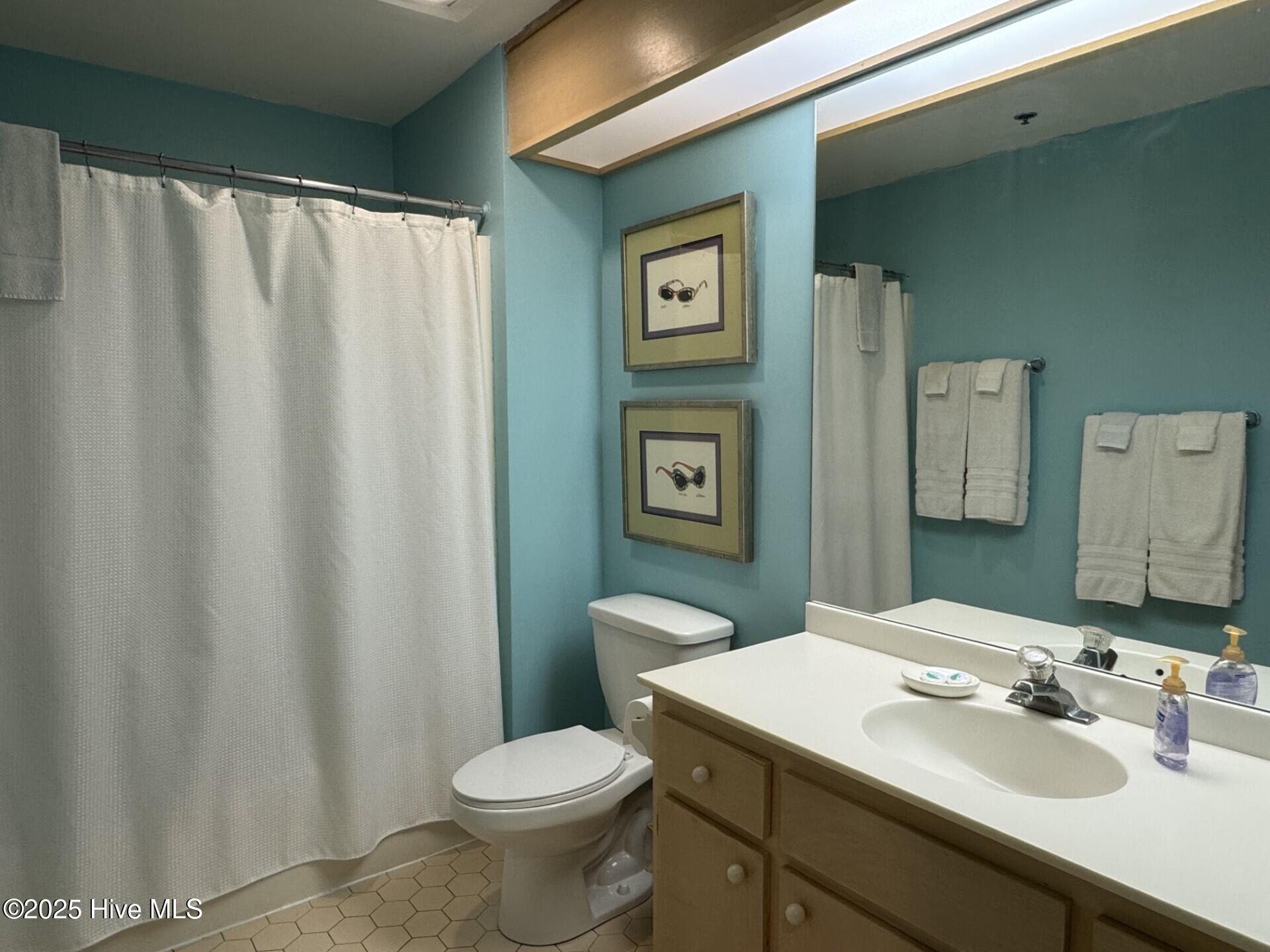 100536817 | Photo 13