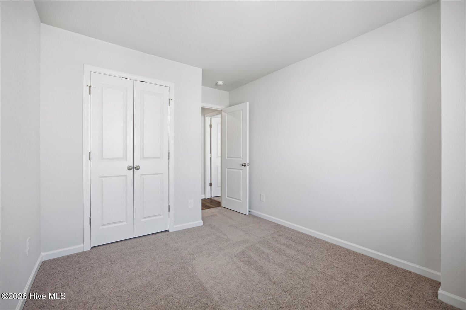 100548049 | Photo 60