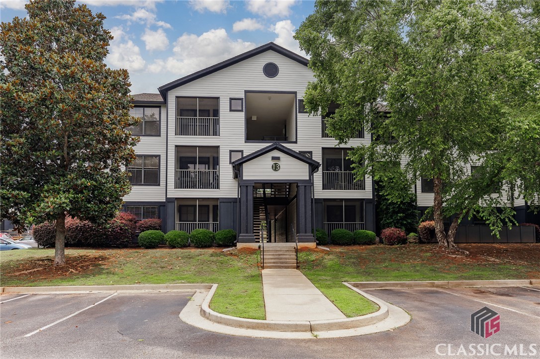 The Lodge of Athens presents a smart opportunity for students, parents, or investors alike! Just minutes from the University of Georgia campus, Unit 1317 offers easy, amenity-rich student living with a roommate-friendly layout featuring two bedrooms and two private bathrooms. A full kitchen, in-unit laundry, and screened-in porch provide everyday comfort and convenience. This unit comes partially furnished to help you settle in with ease; beds, desks, a sofa and coffee table, dining set, outdoor furniture, and washer and dryer are all included. Residents enjoy access to a resort-style pool, fitness center, study rooms, and a private shuttle to UGA and Downtown Athens. Gated entry offers added security and peace of mind. Whether you're searching to secure housing for fall semester or adding to your investment portfolio, The Lodge delivers on location, lifestyle, and value. Schedule your tour today - and Go Dawgs!