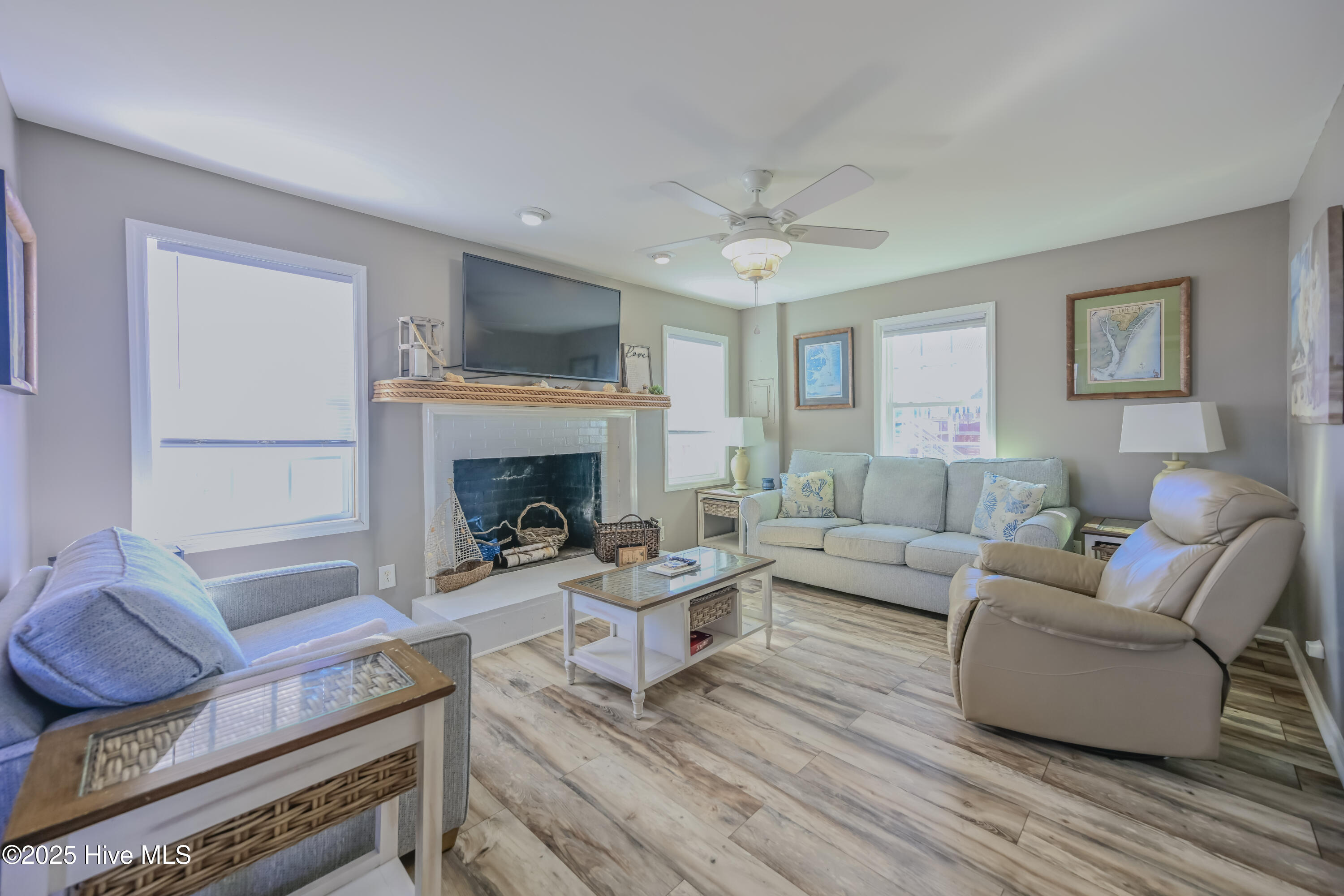 100482049 | Photo 60