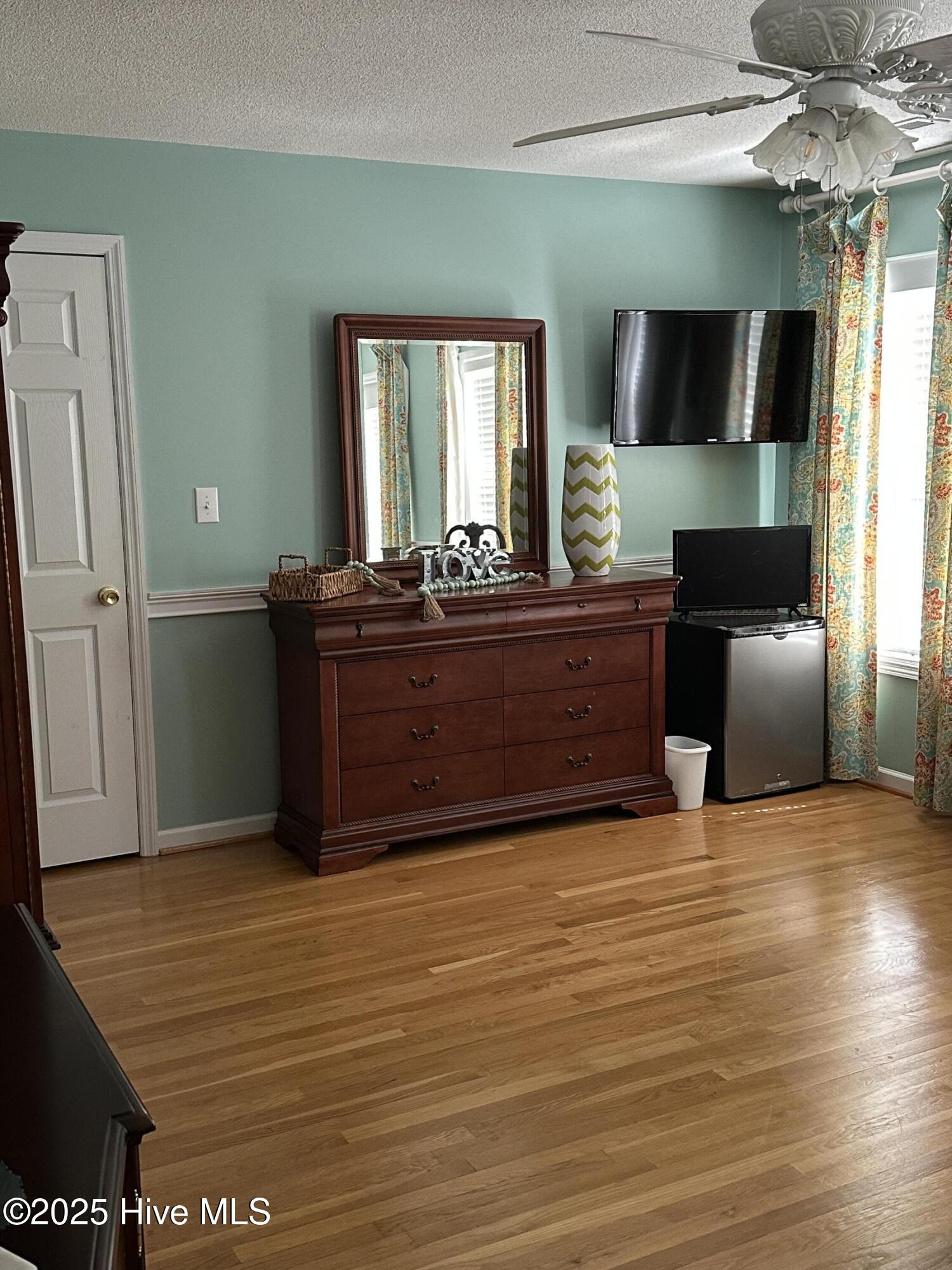 100514130 | Photo 94