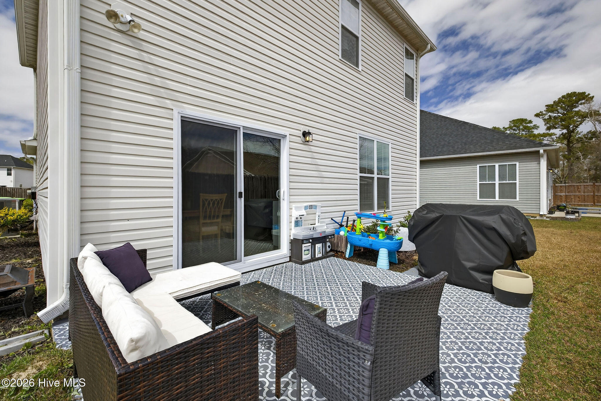 100563474 | Photo 27