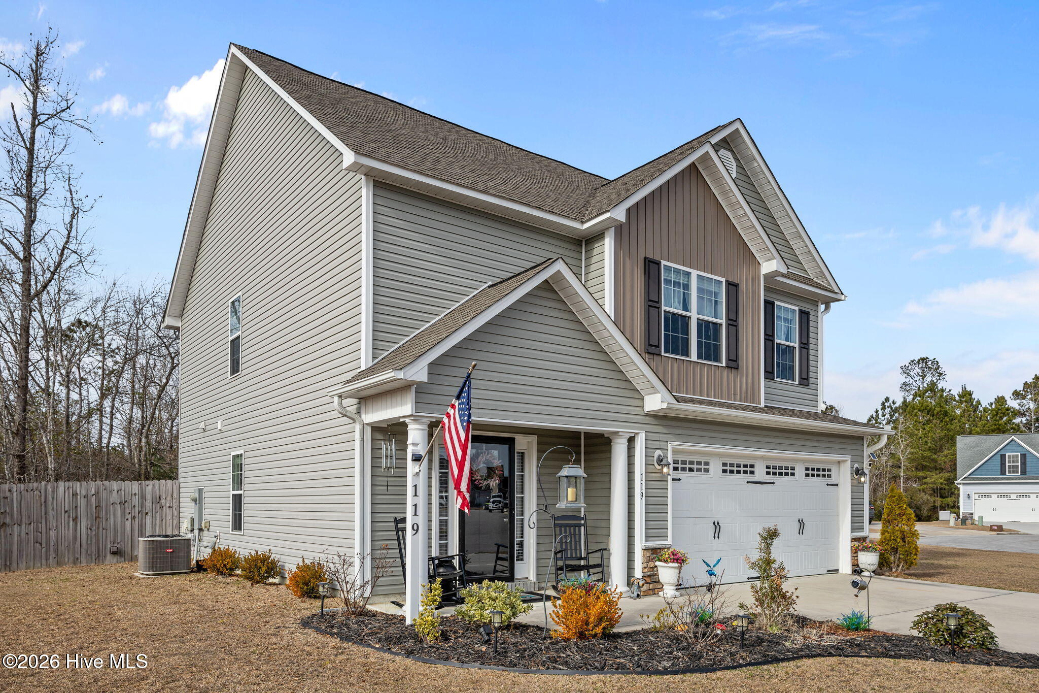 100551415 | Photo 49