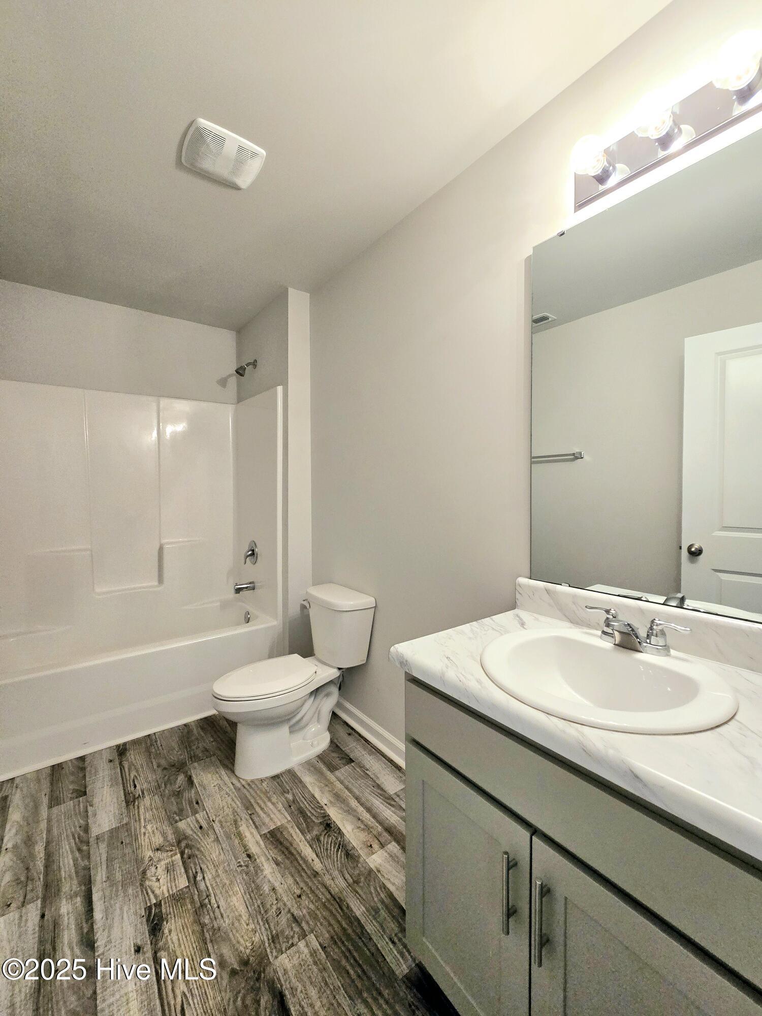 4928 Abbington Oaks Way SE, Southport, NC 28461 Listing Photo  18