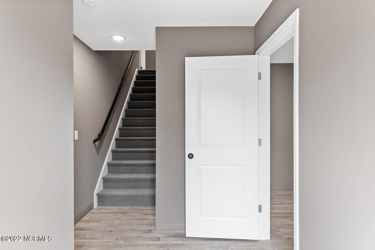 100492638 | Photo 21