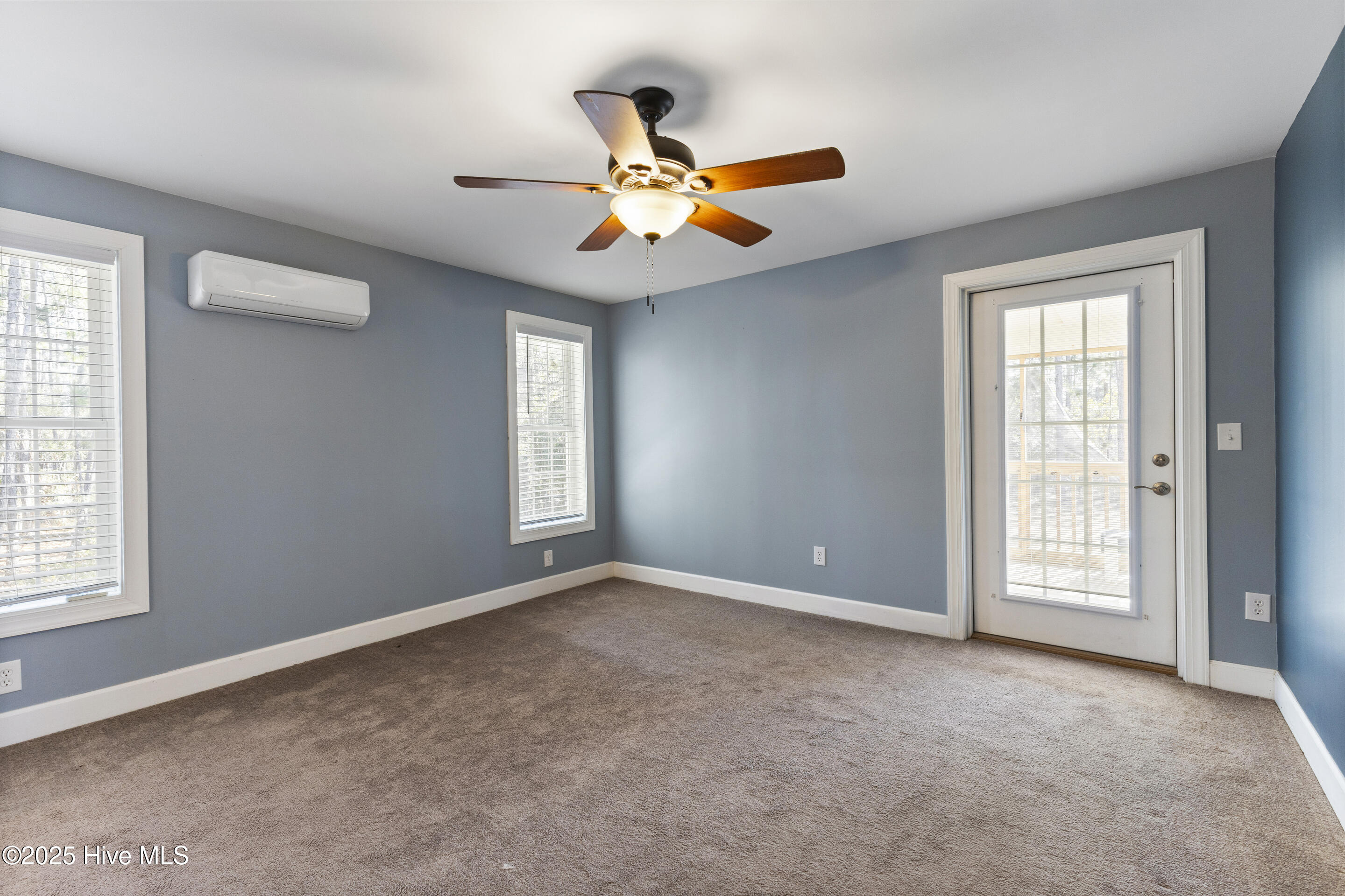 100484039 | Photo 18