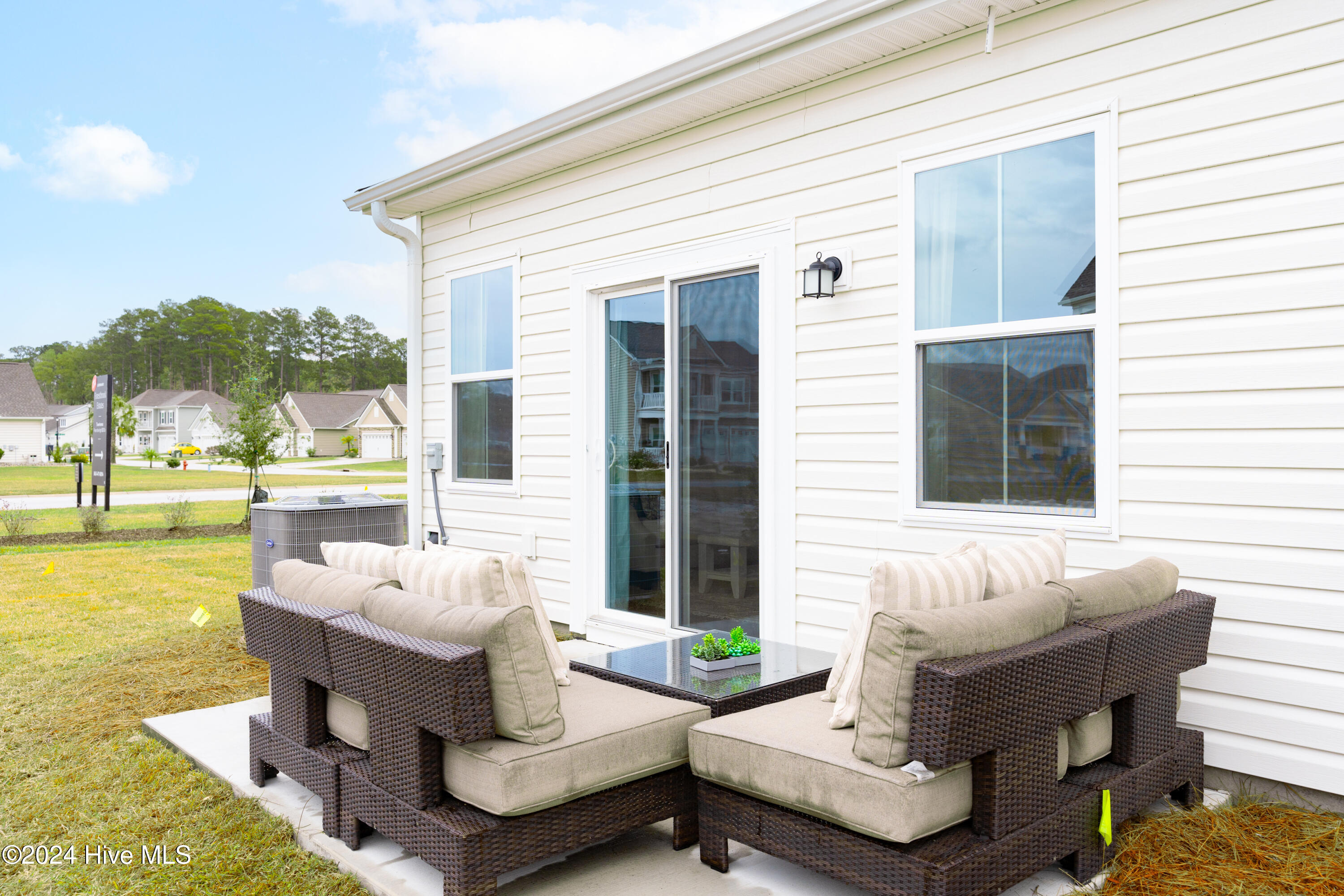 100538452 | Photo 36