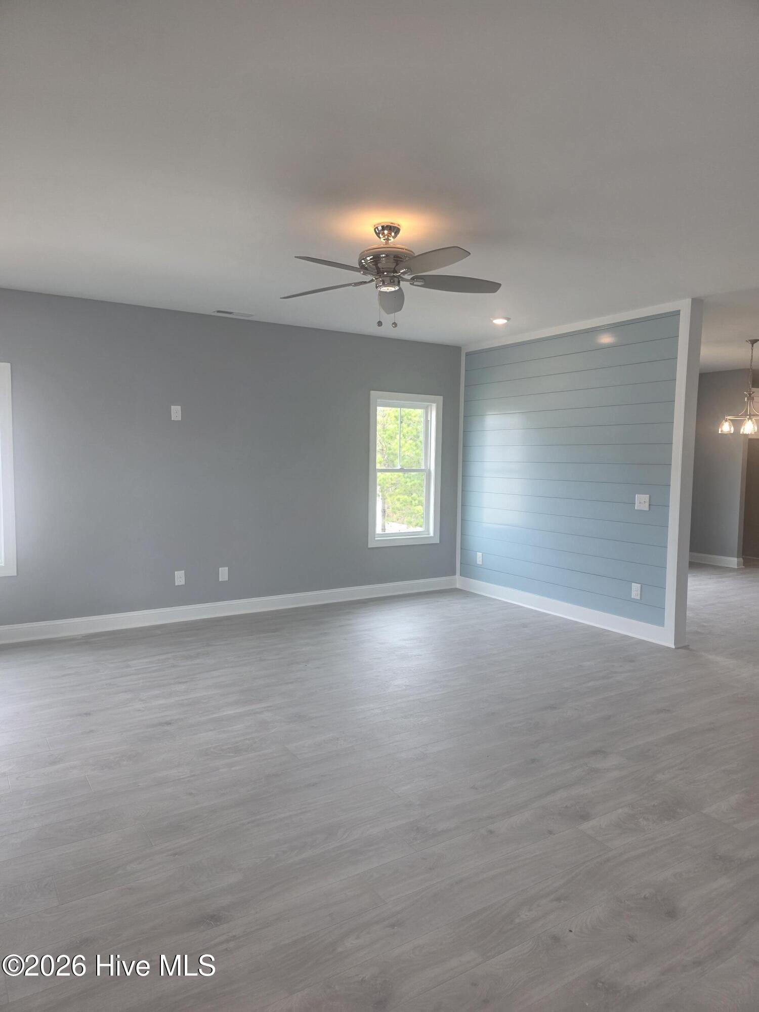 100530509 | Photo 22